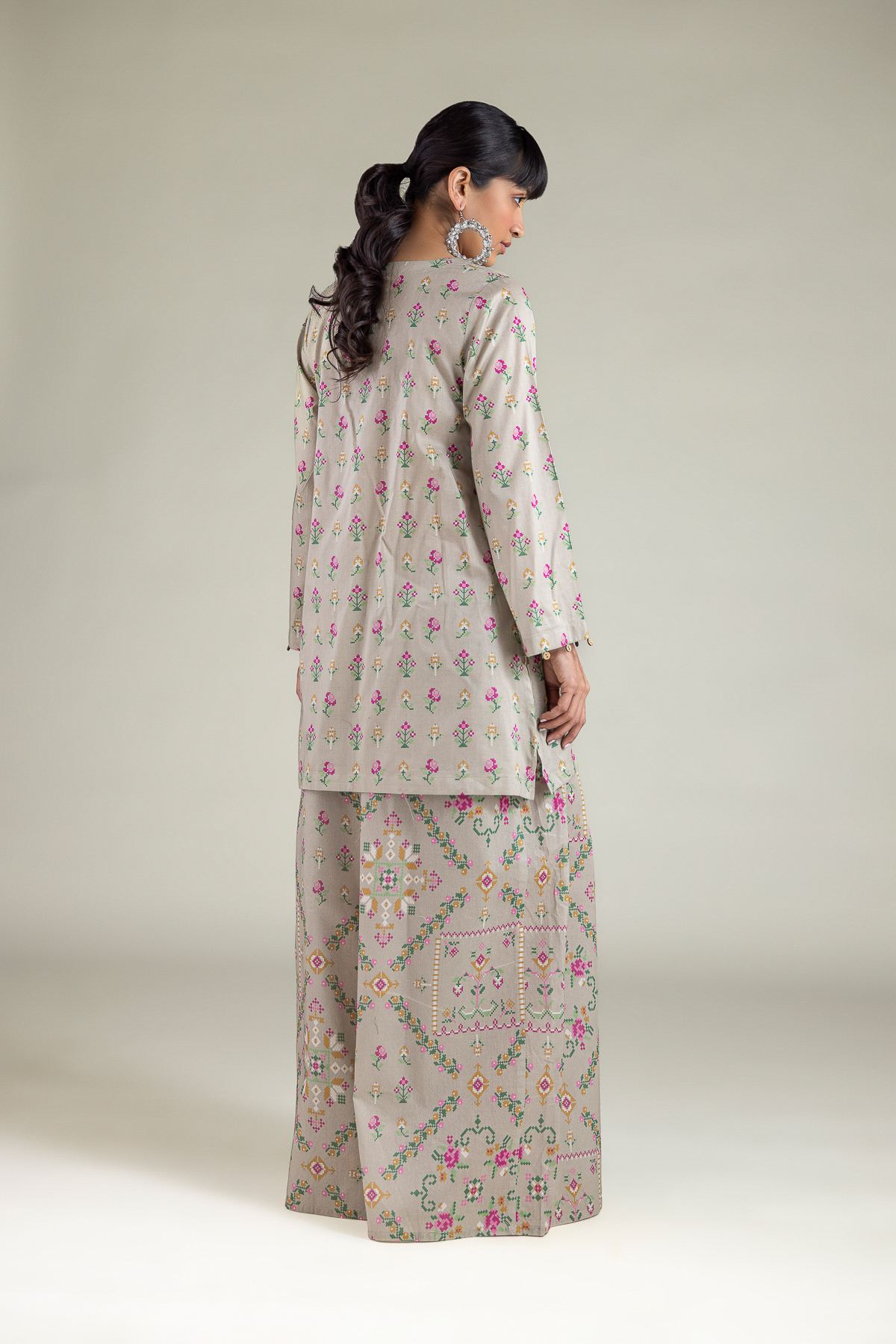Printed Cambric Cambric 2-Piece Tailored - T-A11-26-111FH1-VG