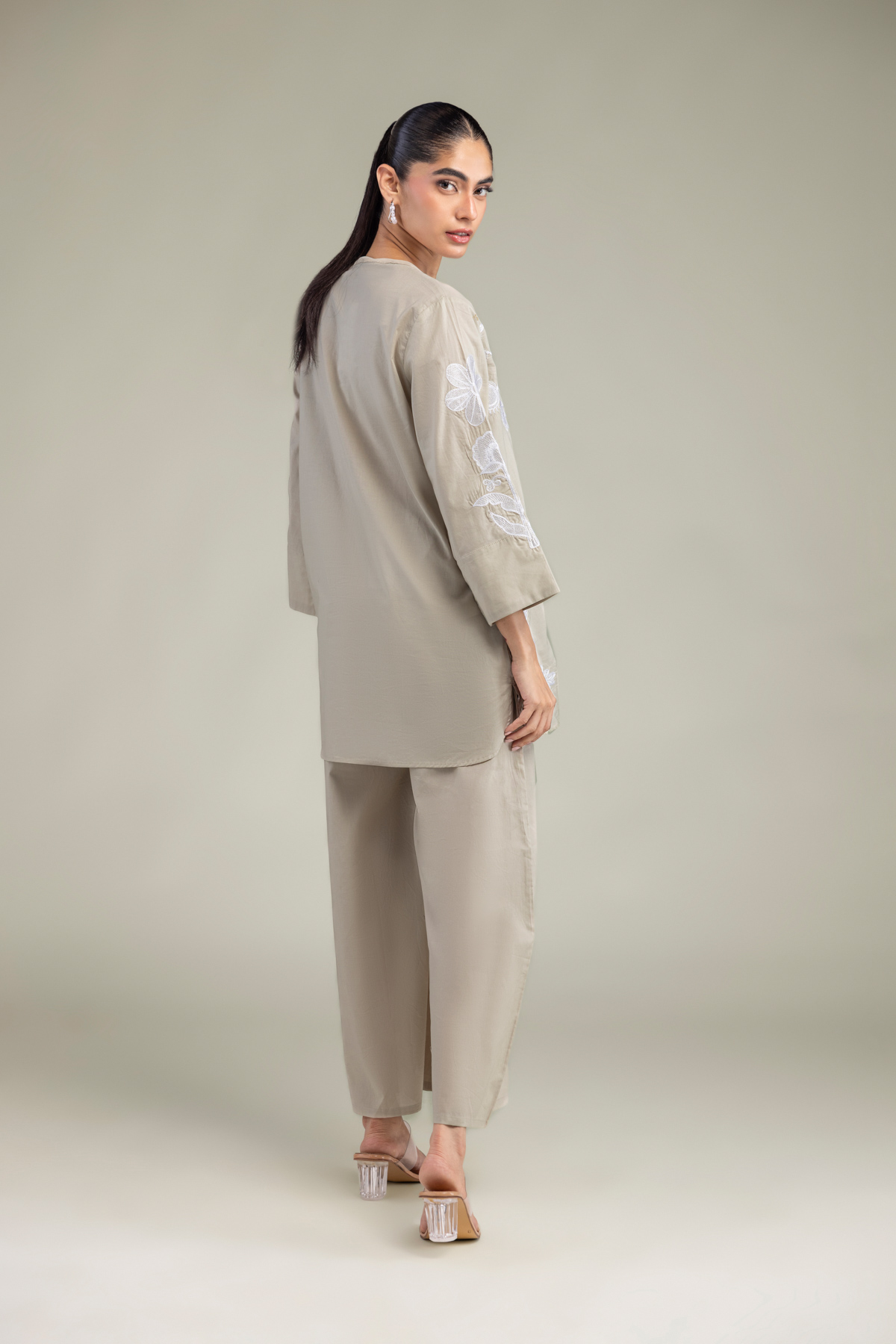 Embroidered Cambric Floral Cambric Tunic - 1-26-102-A-F-VG