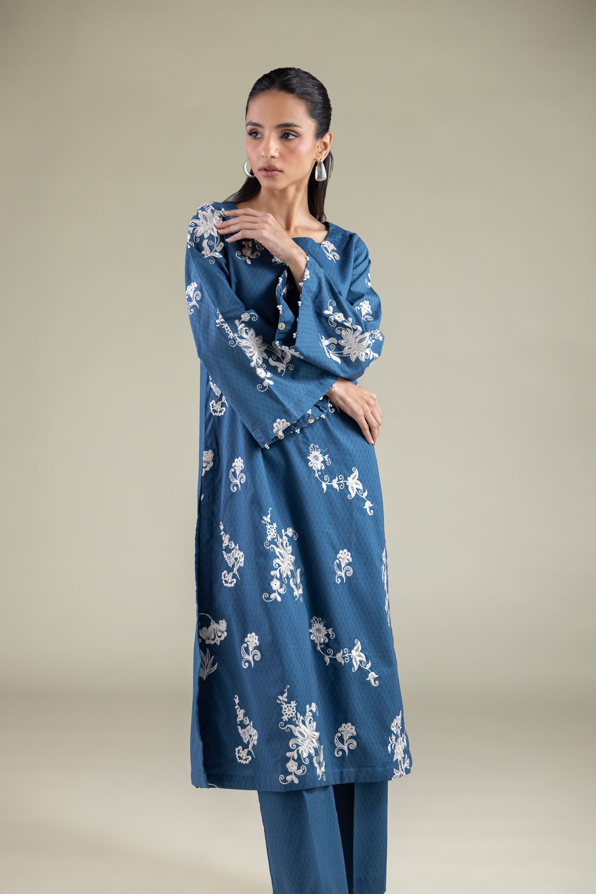 Embroidered Cotton Dobby Floral Embroidered Kurta - 2-26-110-A-F-VG
