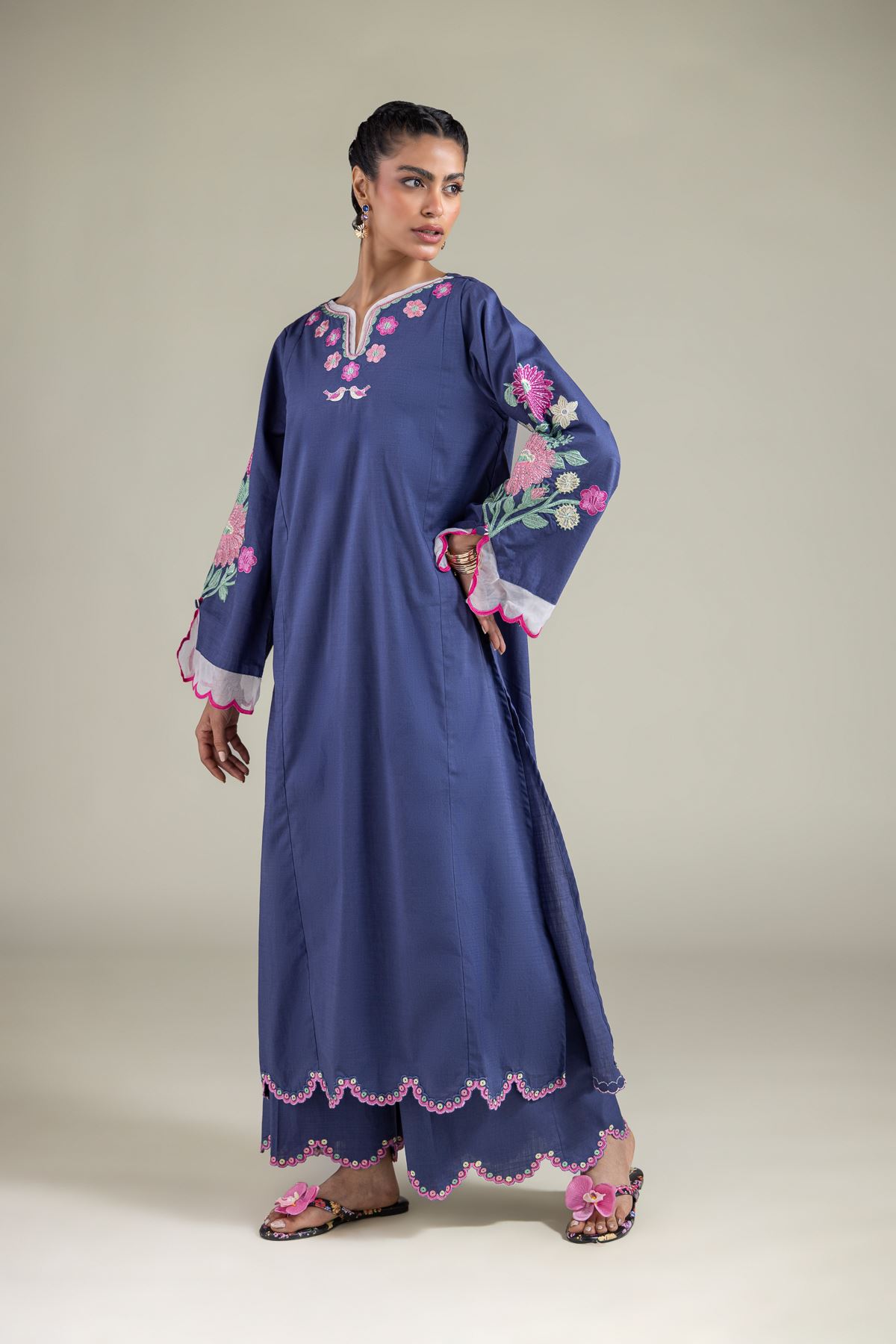 Embroidered Textured Cotton Floral Longline Kurta - 25-09-10E2-06TA-VG