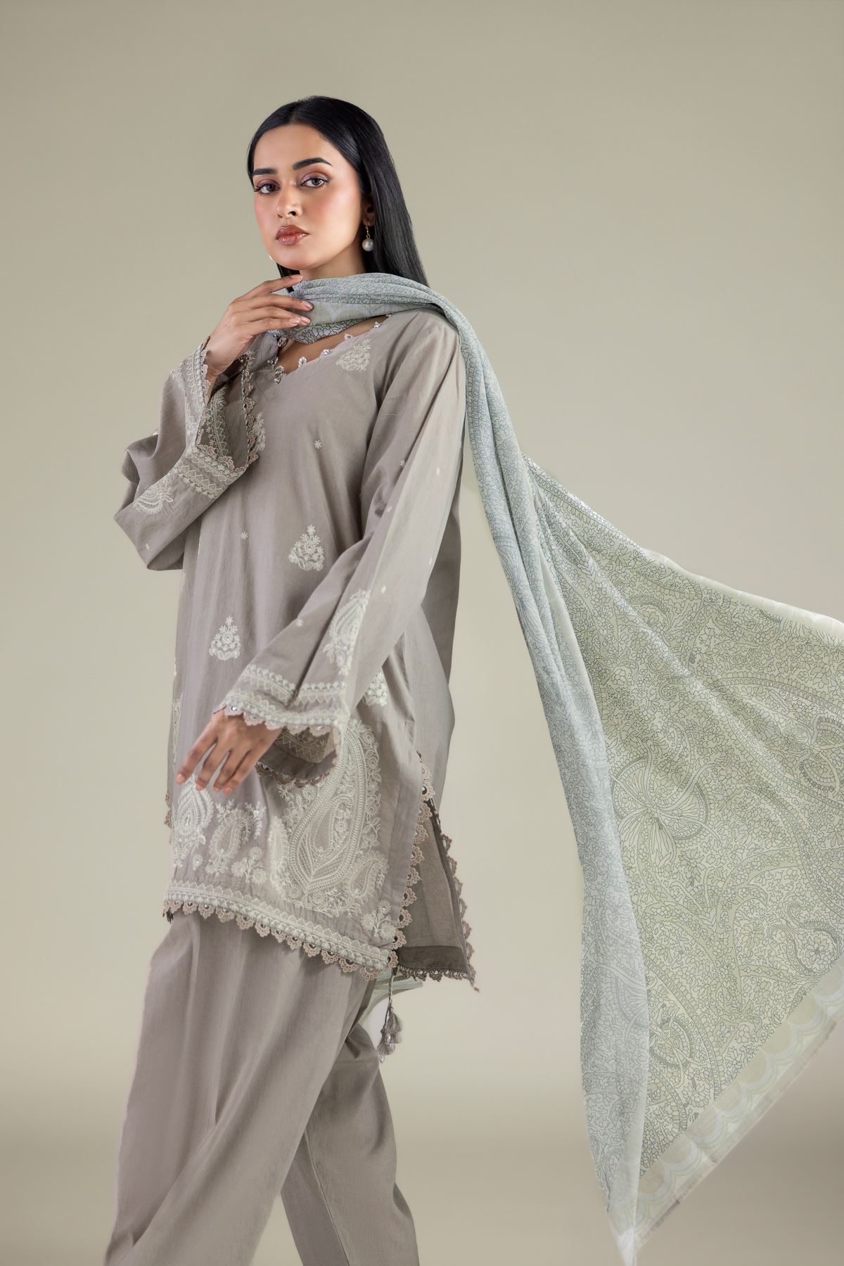 Embroidered Cambric Tailored Cambric Set - 2-26-204-A-A1-VG