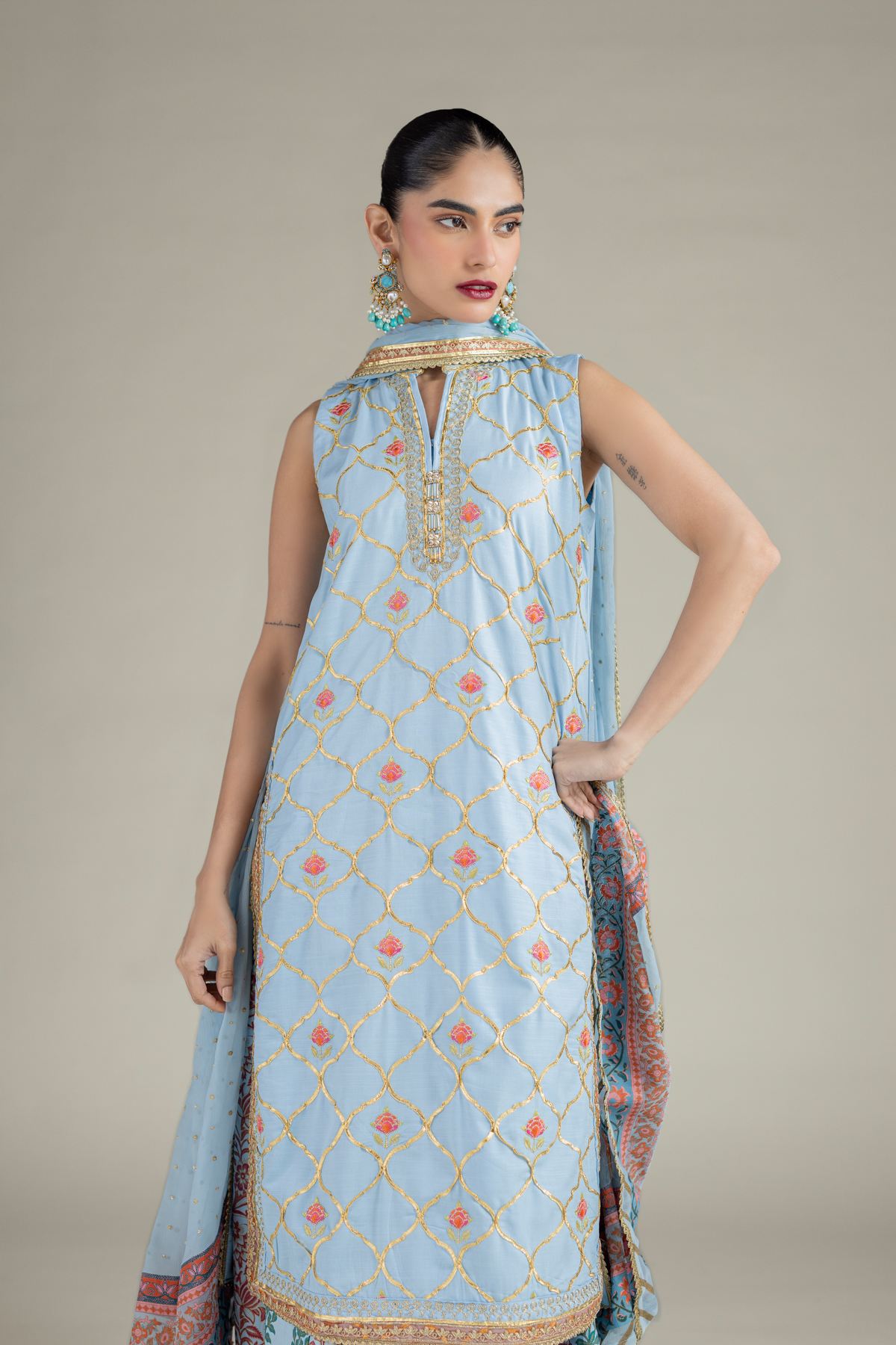Embroidered Raw Silk Kurta - 25-10-12E9-02TA-VG