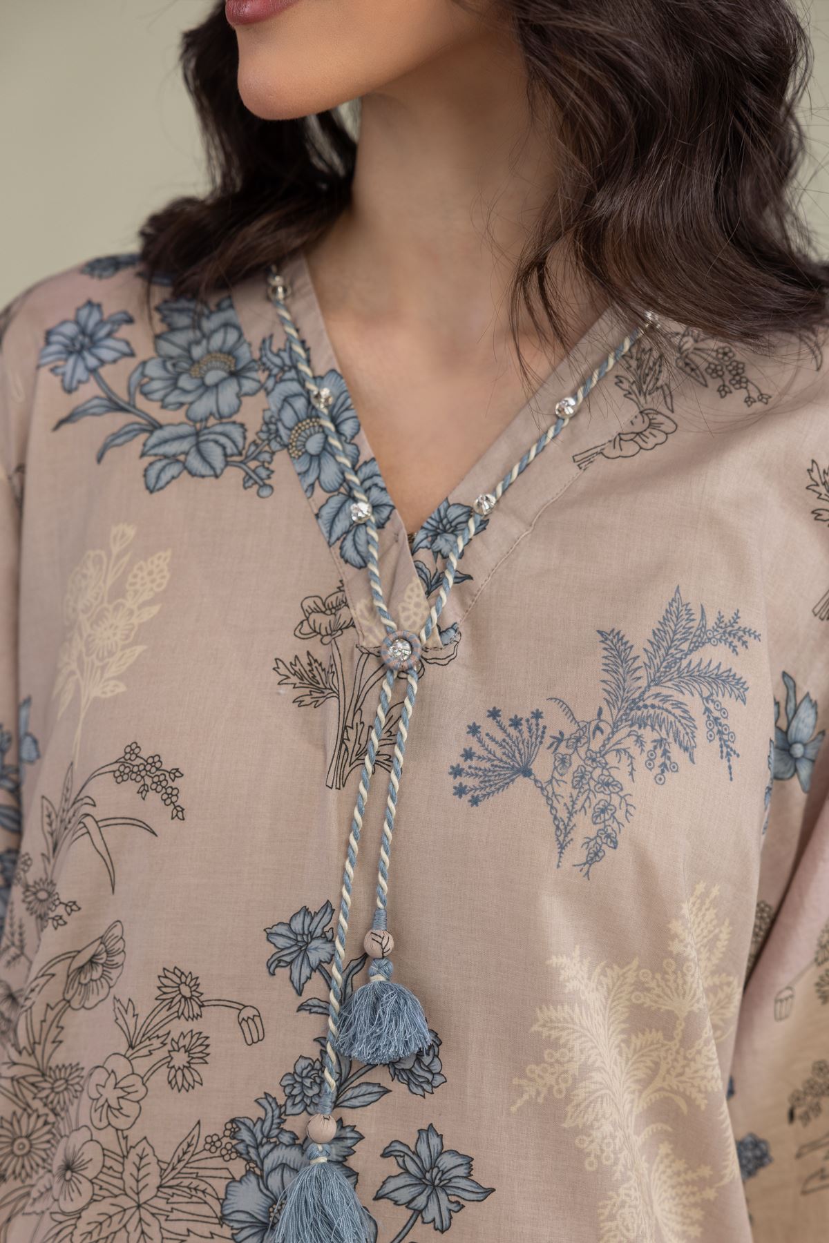 Embroidered Lawn Short Lawn Kurta - 1-26-250-B-H1-VG