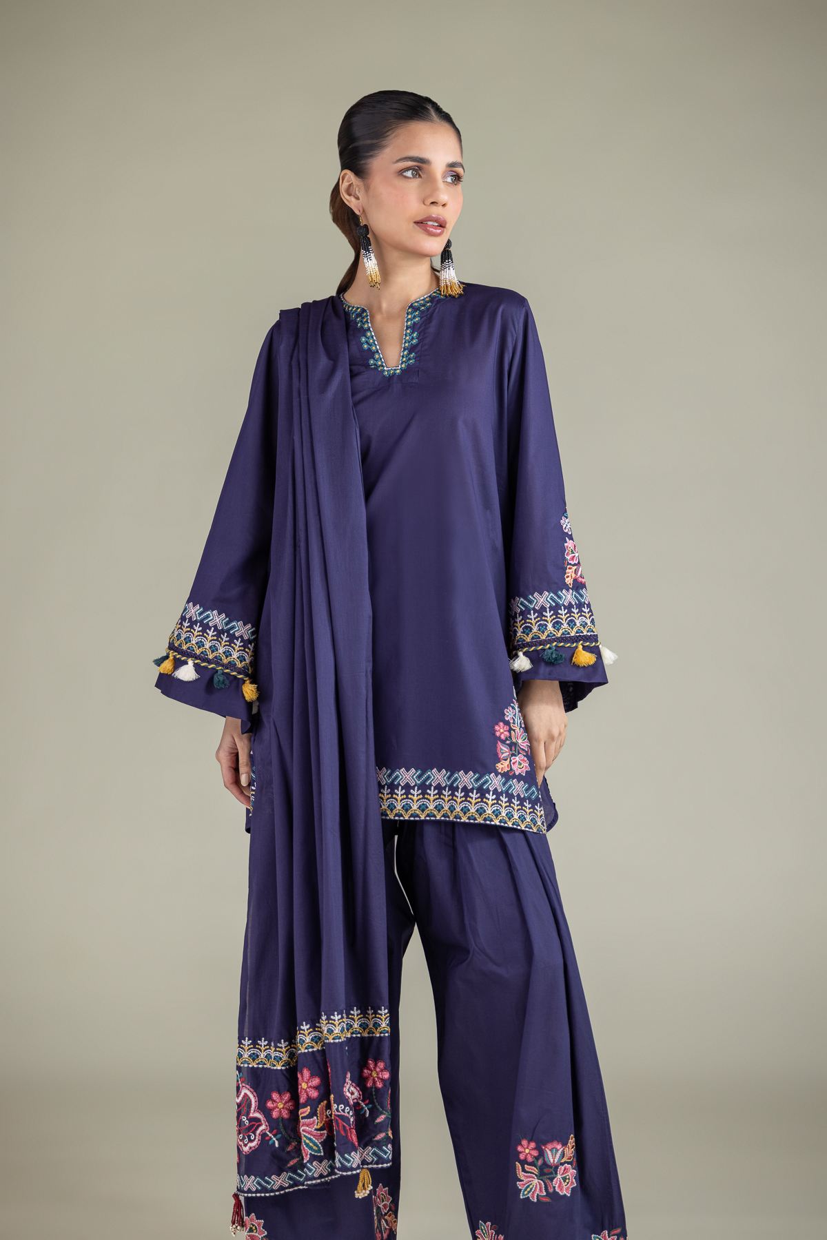 Embroidered Cambric Floral Embroidered Kurta - 1-26-143-A-F-VG