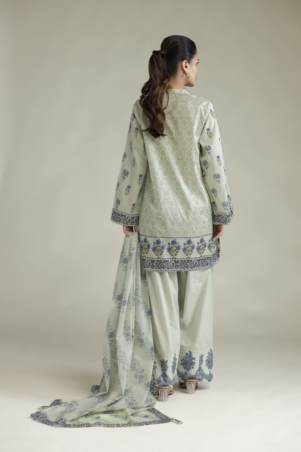 Embroidered Lawn Lawn Tailored 3-Piece - 8-26-303-A-C1-VG