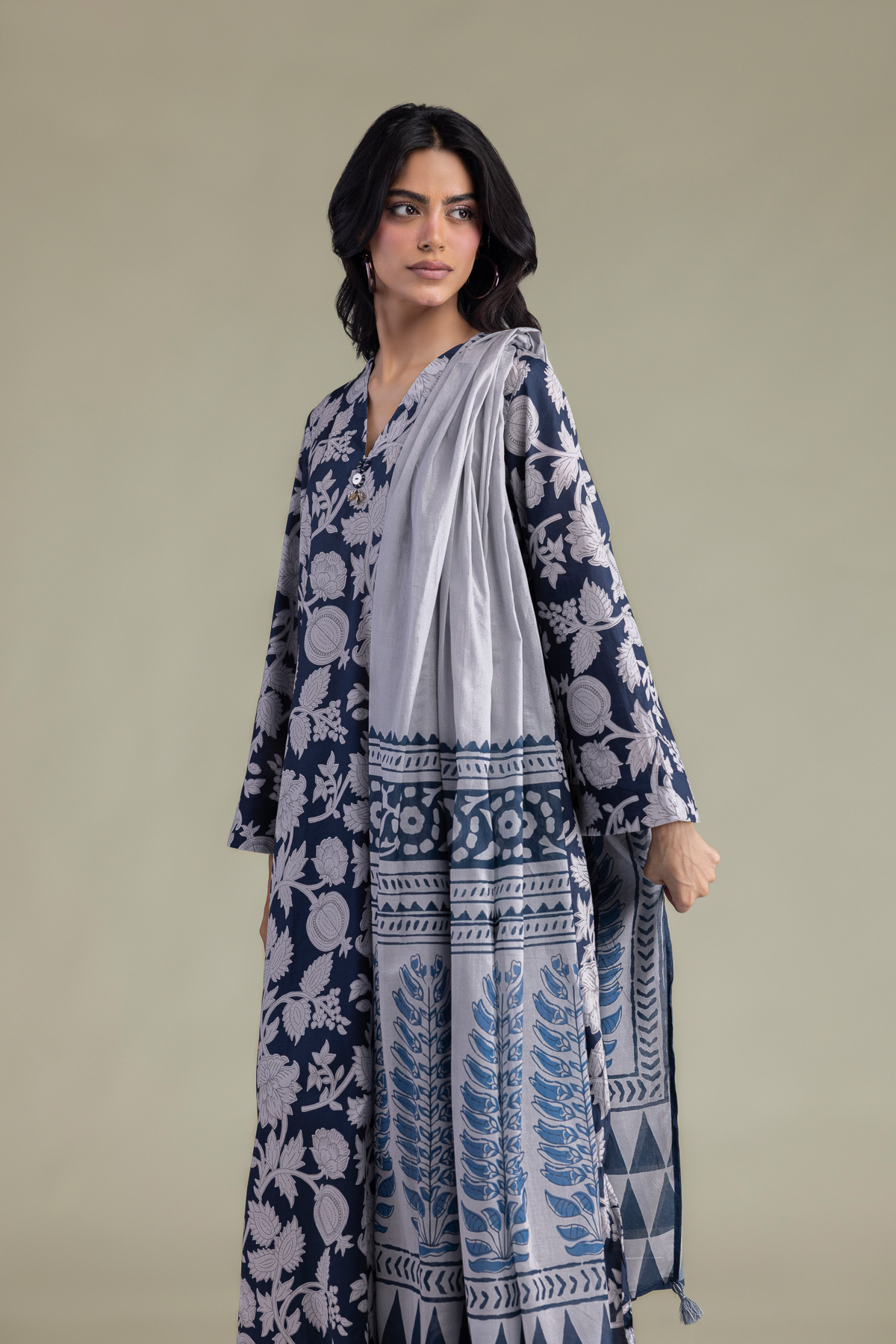 Printed Lawn Printed Cambric Dupatta - 1-26-102-A-F-VG
