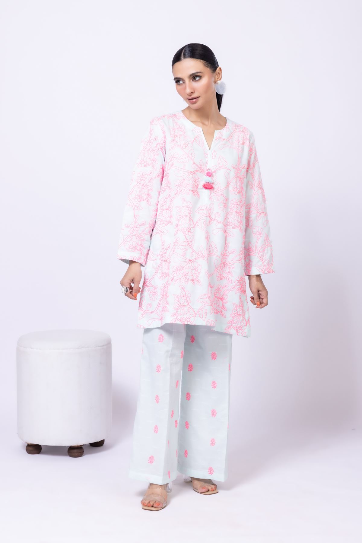 Embroidered Broshia Kurta - 25-04E48-07TA-VG