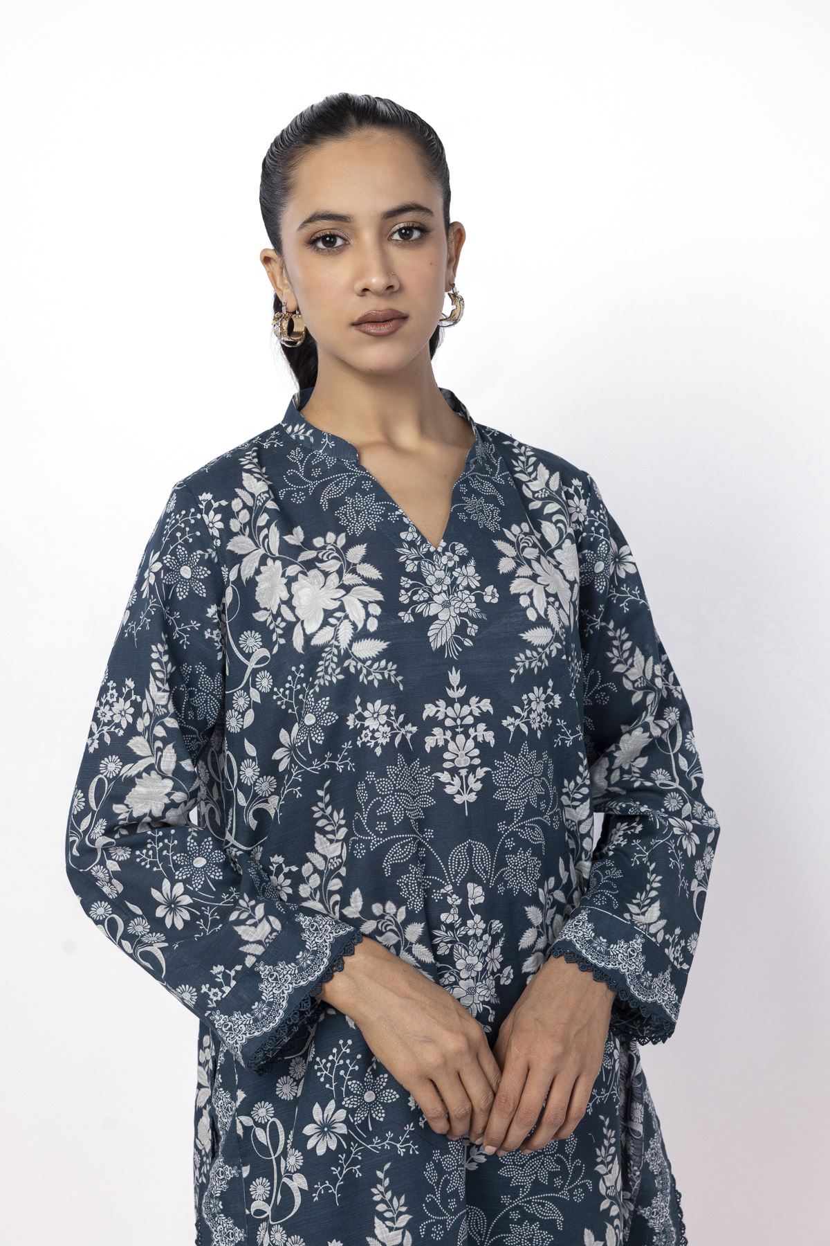 Embroidered Light Khaddar Tailored 2 Piece | Top and Bottom - KN25BST-VG