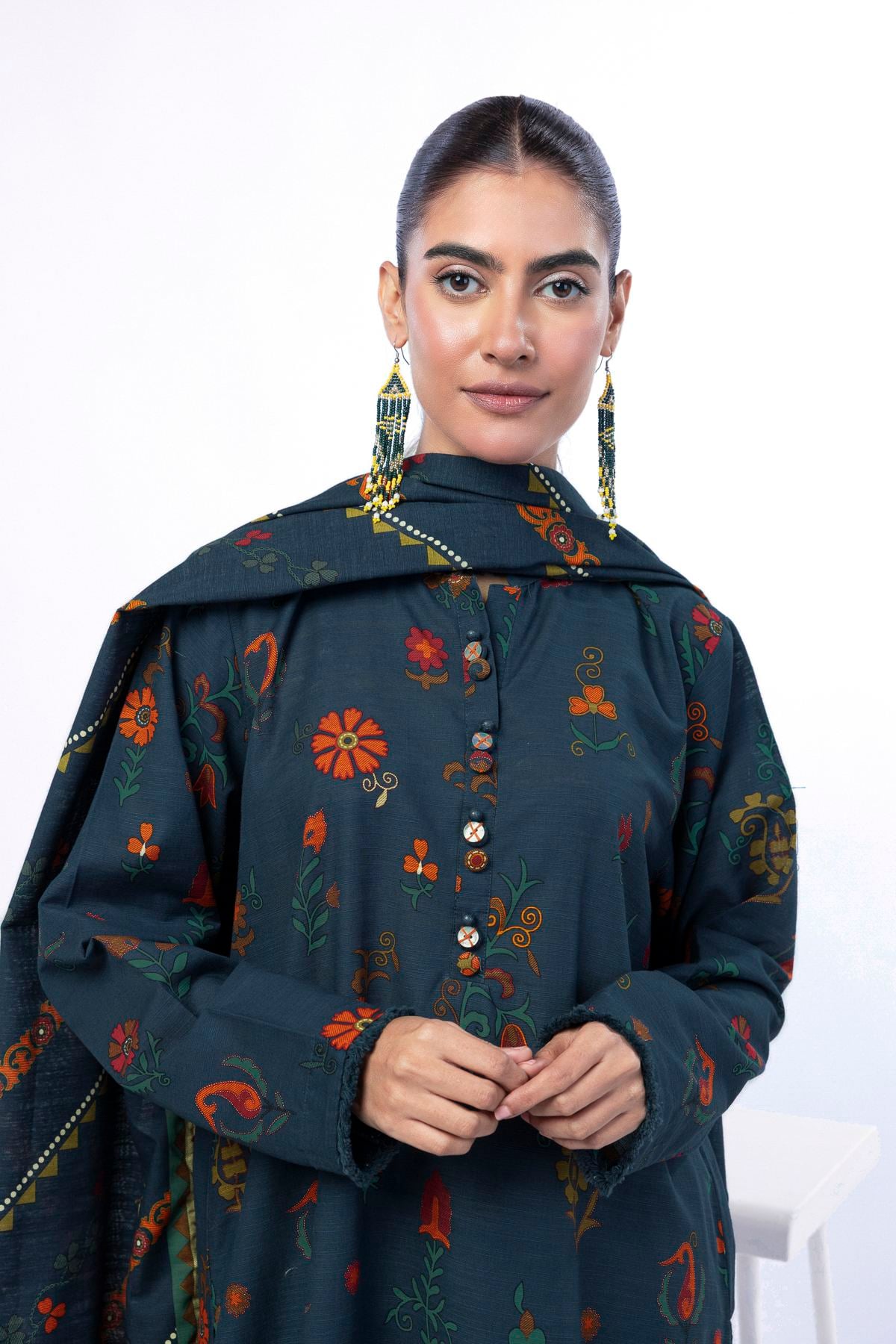 Printed Light Khaddar Tailored 3 Piece - LKN71BST-VG