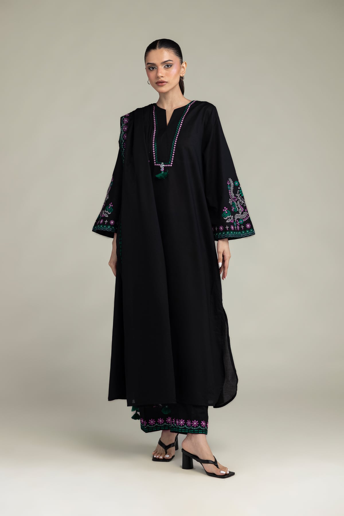 Embroidered Cambric Black Cambric Kurta - 1-26-303-A-D1-VG