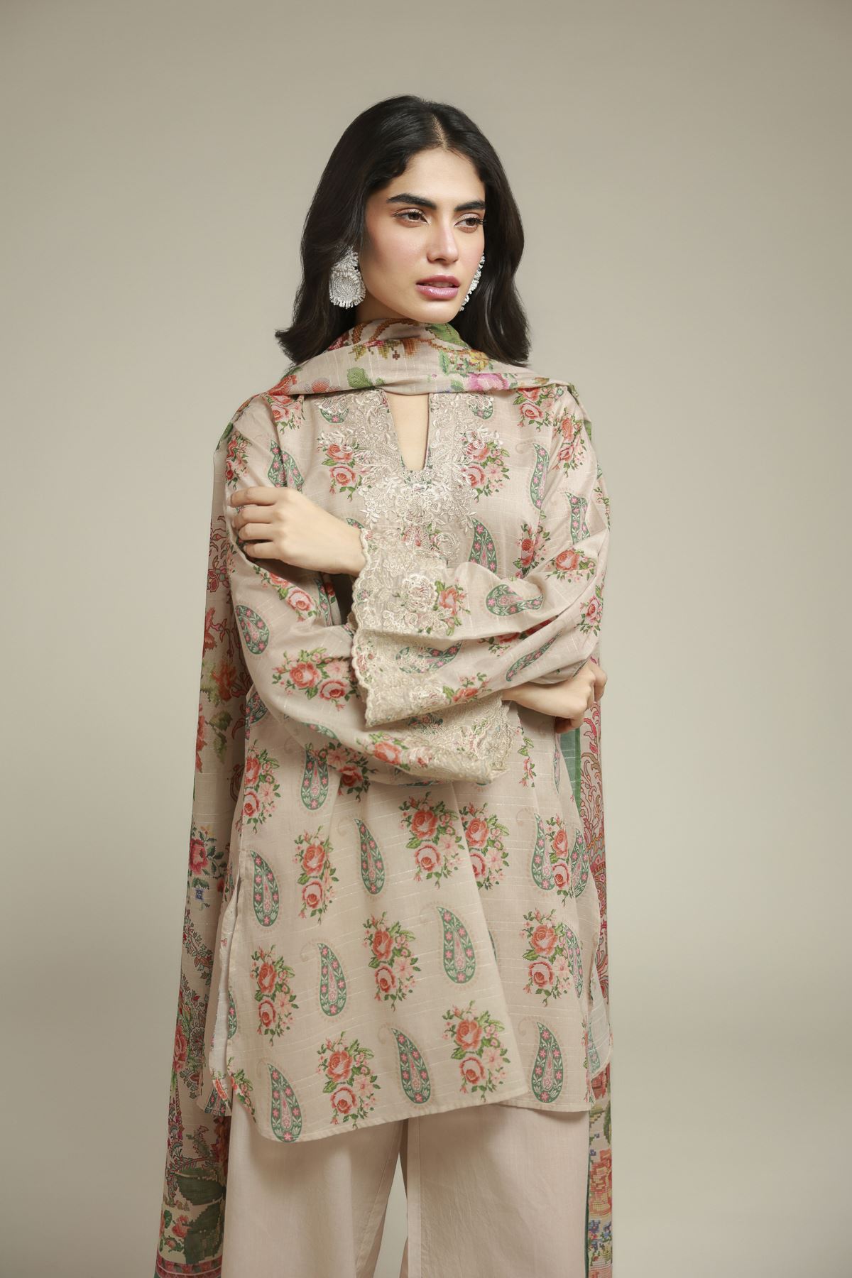 Embroidered Mesuri Floral Tailored Suit - T-A22-26-124FC1-VG