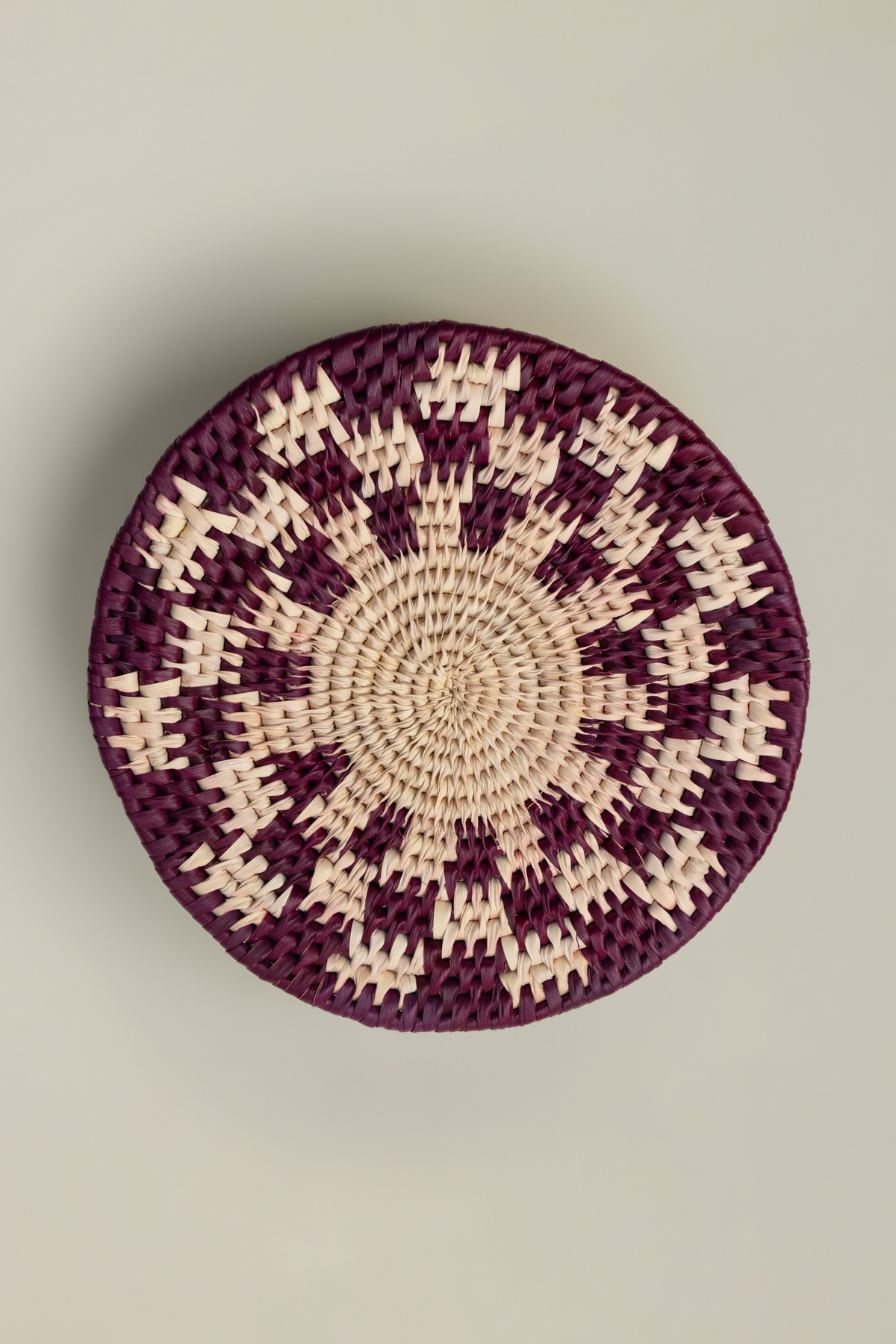 Dyed Date Leaves W Dia 9" H 3" Roti Dan - C44-26-202FA-VG