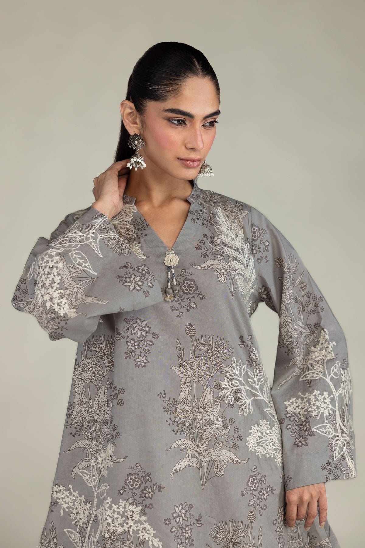 Embroidered Cambric Cambric V-Neck Kurta - 1-26-224-C-E2-VG