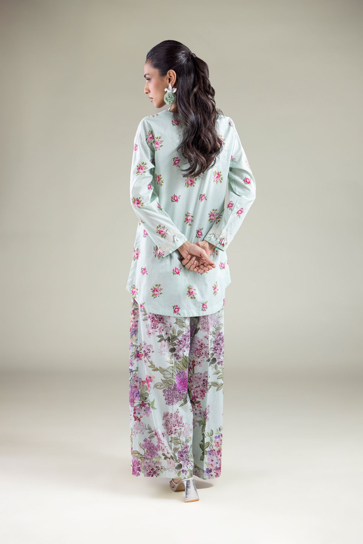 Embroidered Cambric Floral V-Neck Kurta - 2-26-110-A-F-VG