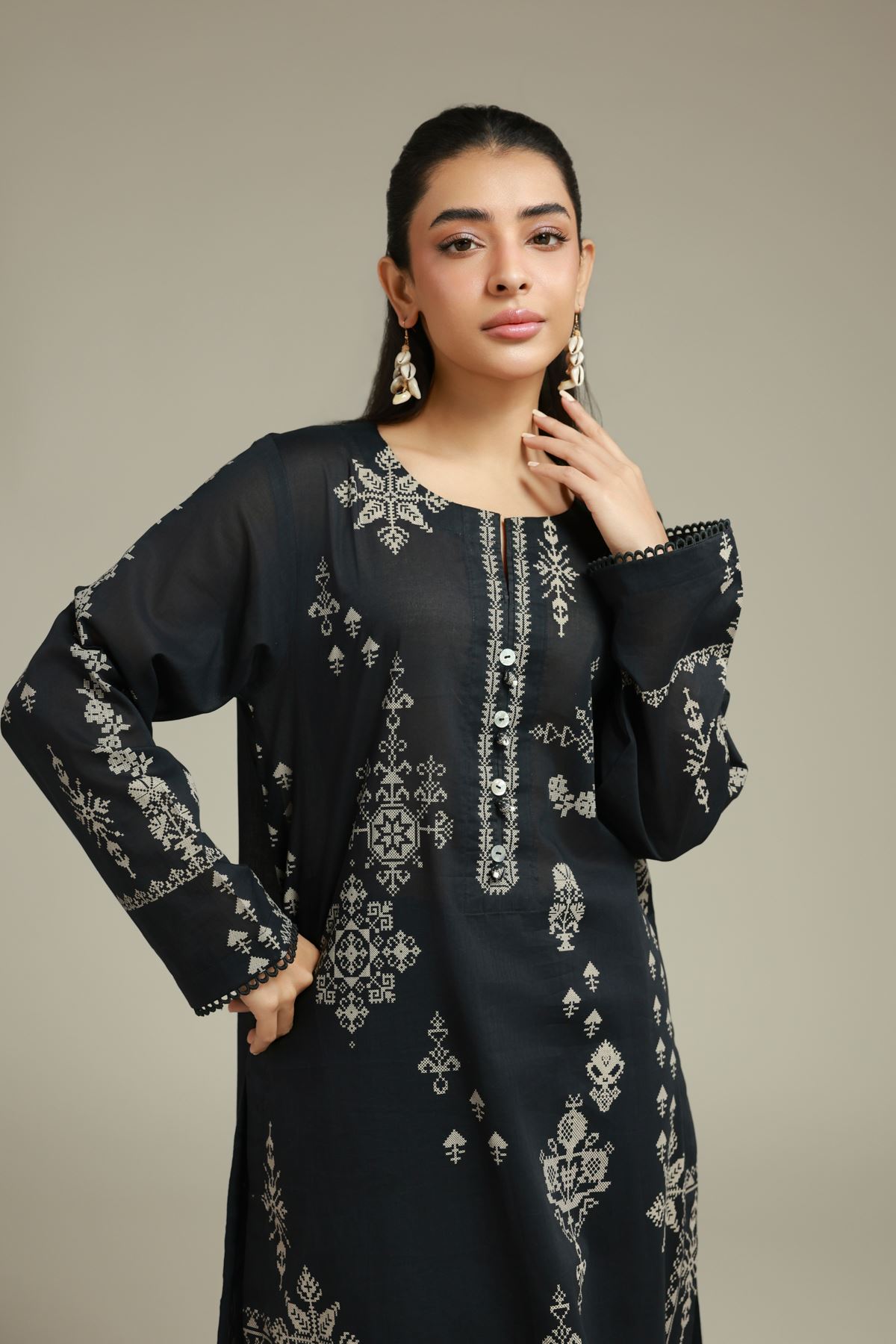 Printed Lawn Lawn Tailored Set - A22-26-218FJ1-VG
