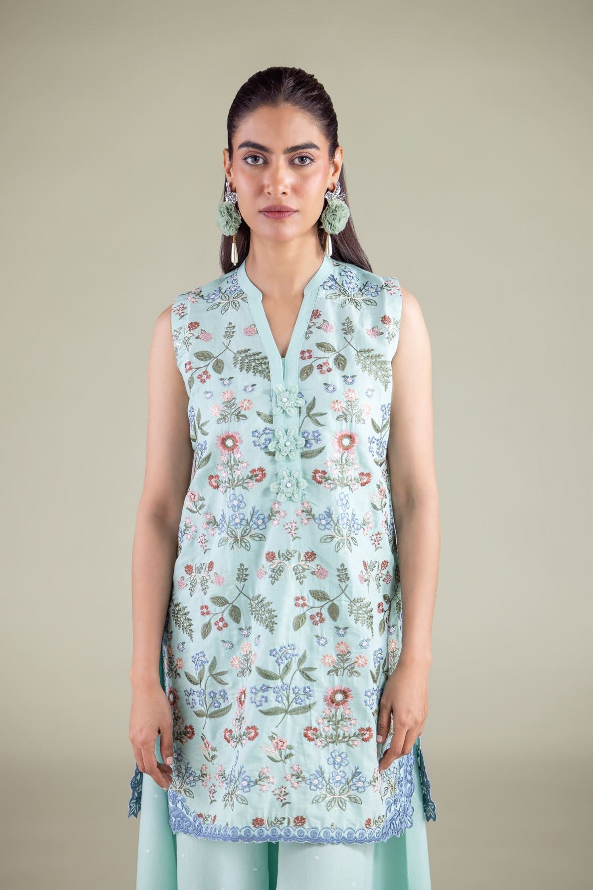 Embroidered Mesuri Floral Sleeveless Kurta - 2-26-112-A-F-VG