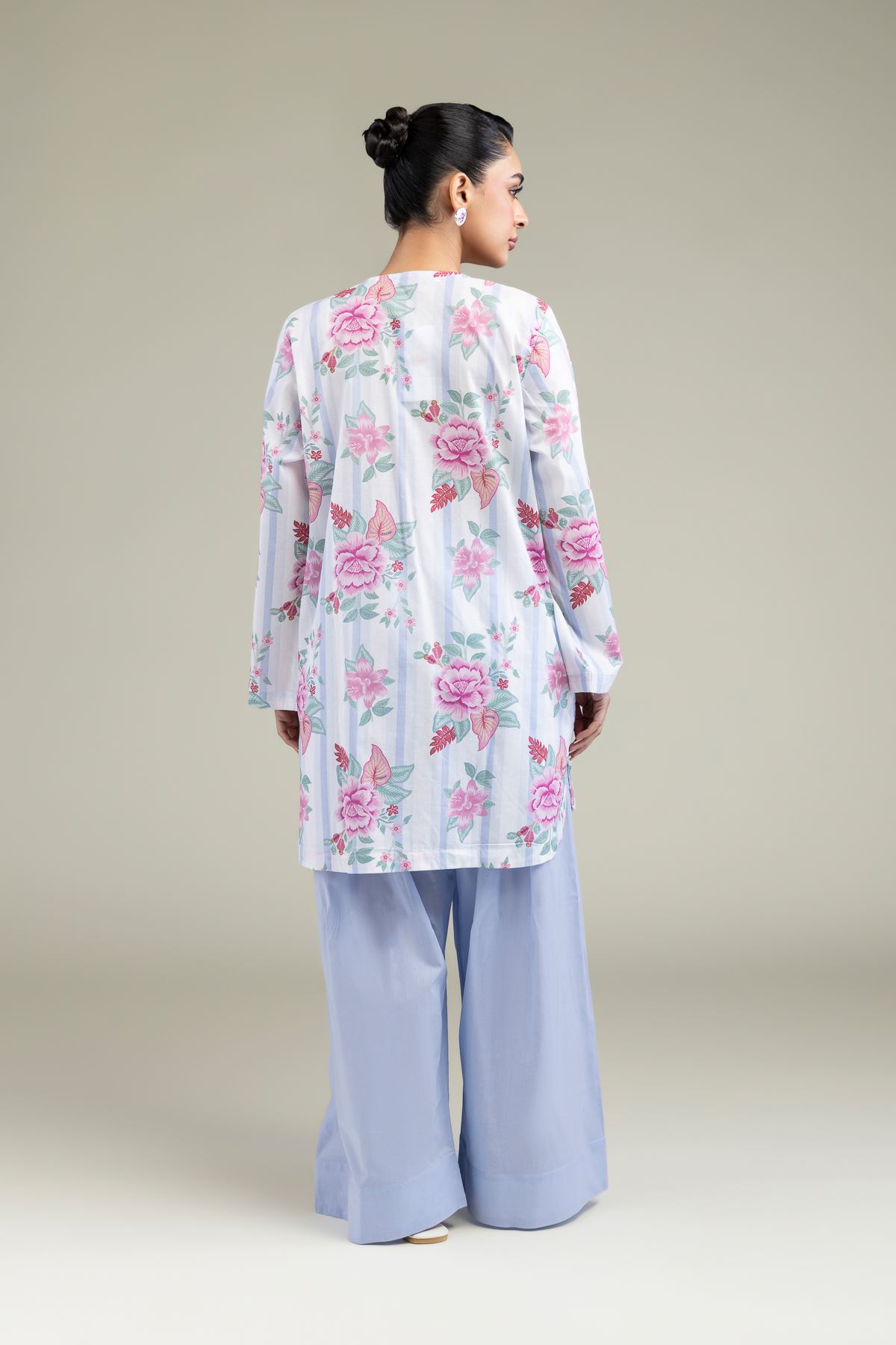 Printed Cambric White Floral Kurta - T-A11-26-107FC1-VG
