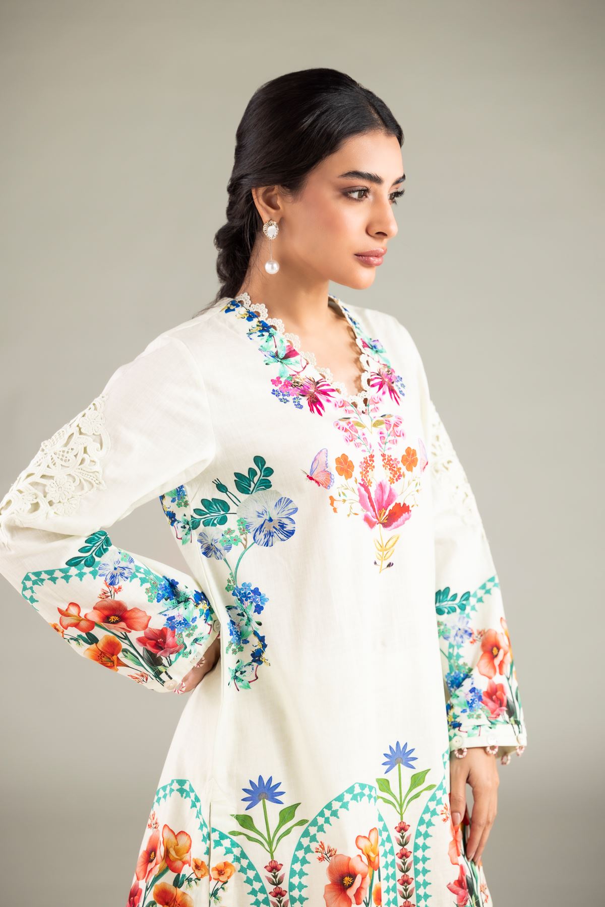 Embroidered Textured Cotton Kurta - 25-00-X2-08TB-VG