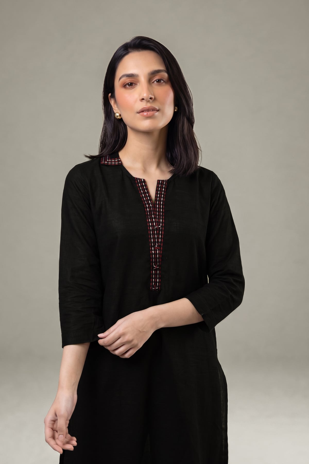 Embroidered Light Khaddar Tailored 2 Piece - 2-26-202-A-D-VG