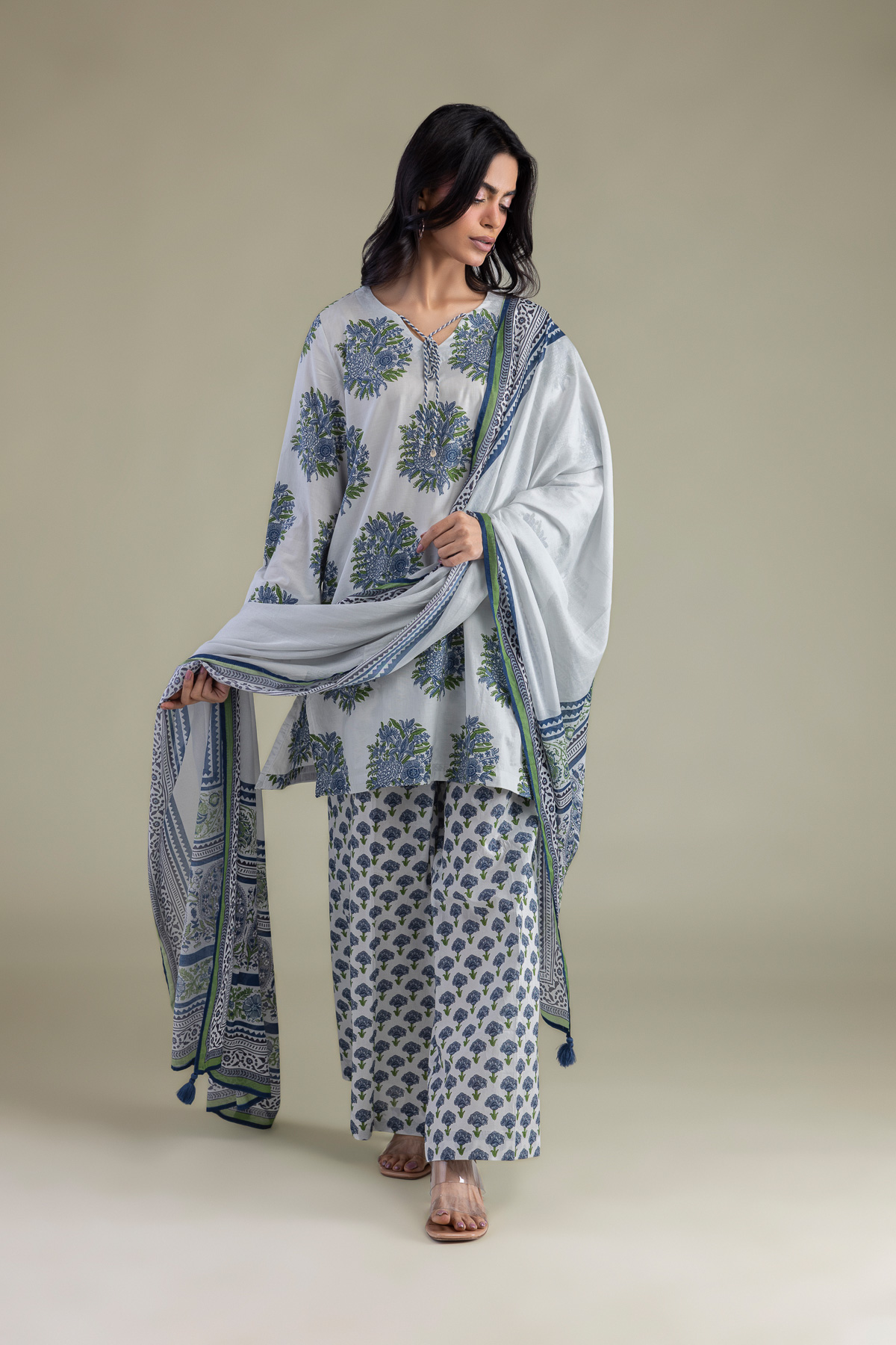 Printed Lawn Printed Cambric Dupatta - 1-26-102-A-F-VG