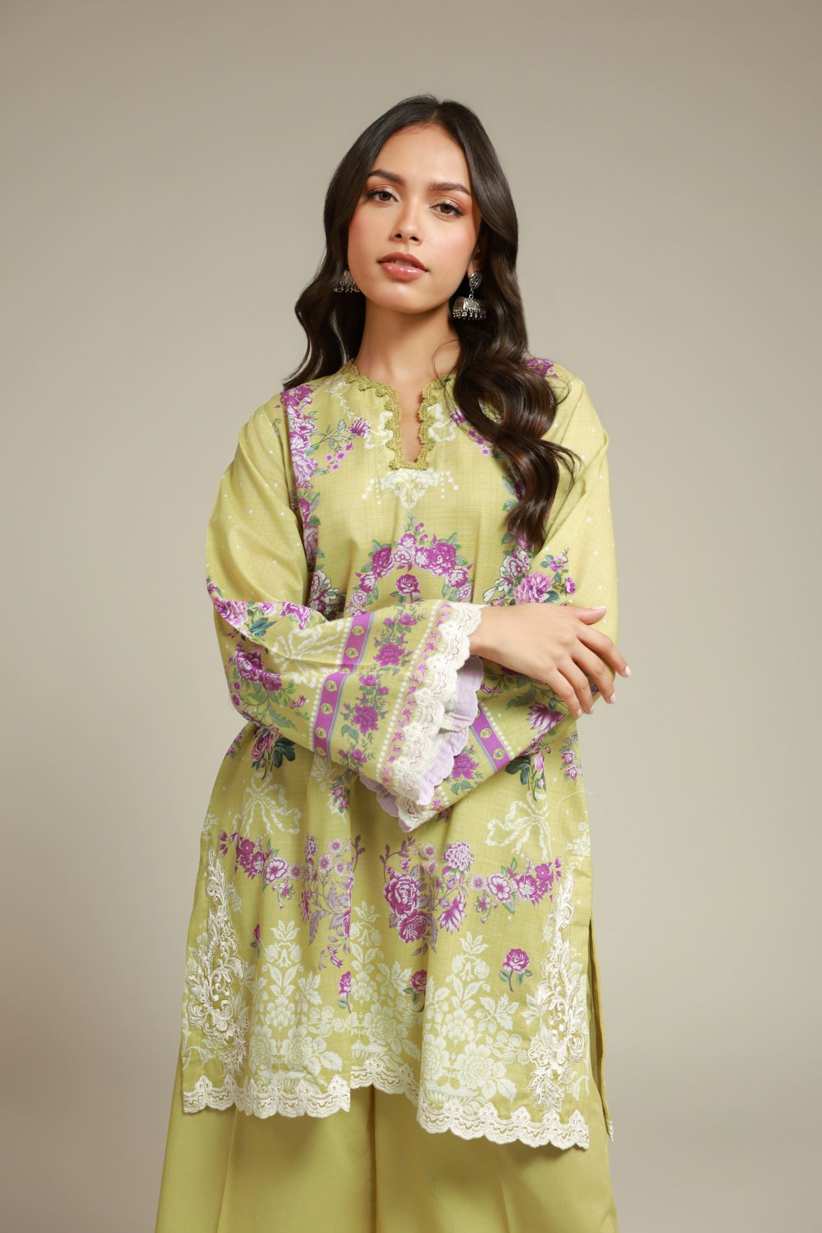 Embroidered Cambric Floral Lace Co-ords - T-A112-26-117EC2-VG