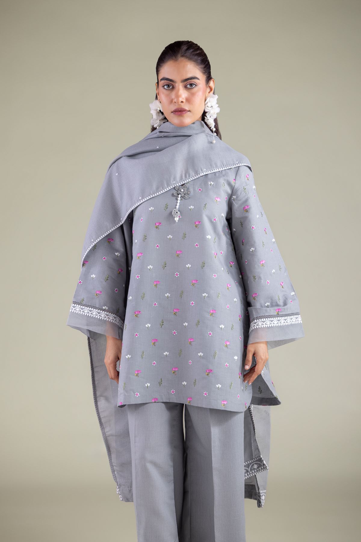 Embroidered Mesuri Floral Draped Dupatta - 2-26-202-A-D-VG
