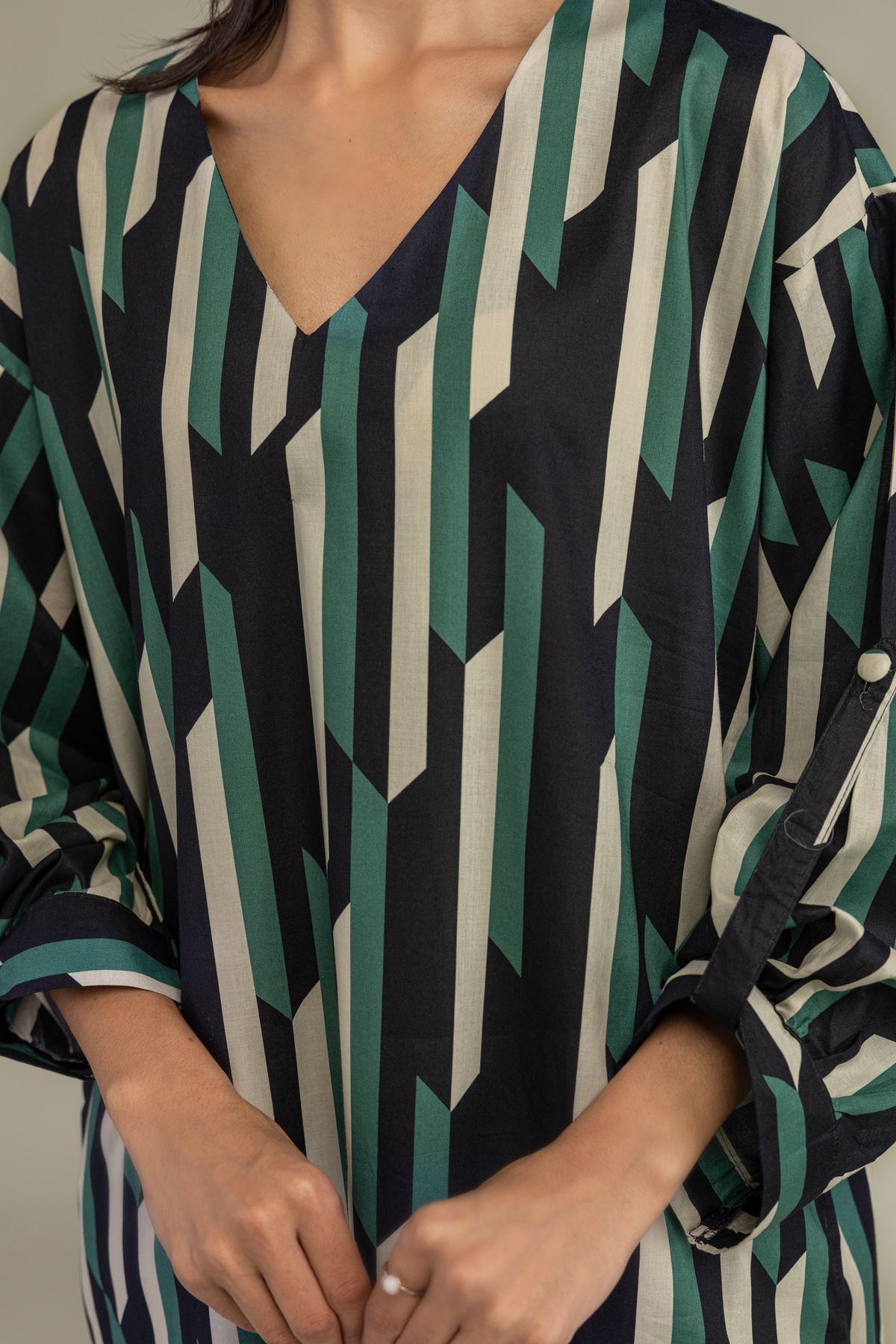 Printed Cambric Cambric Longline Shirt - 1-26-229-B-F1-VG