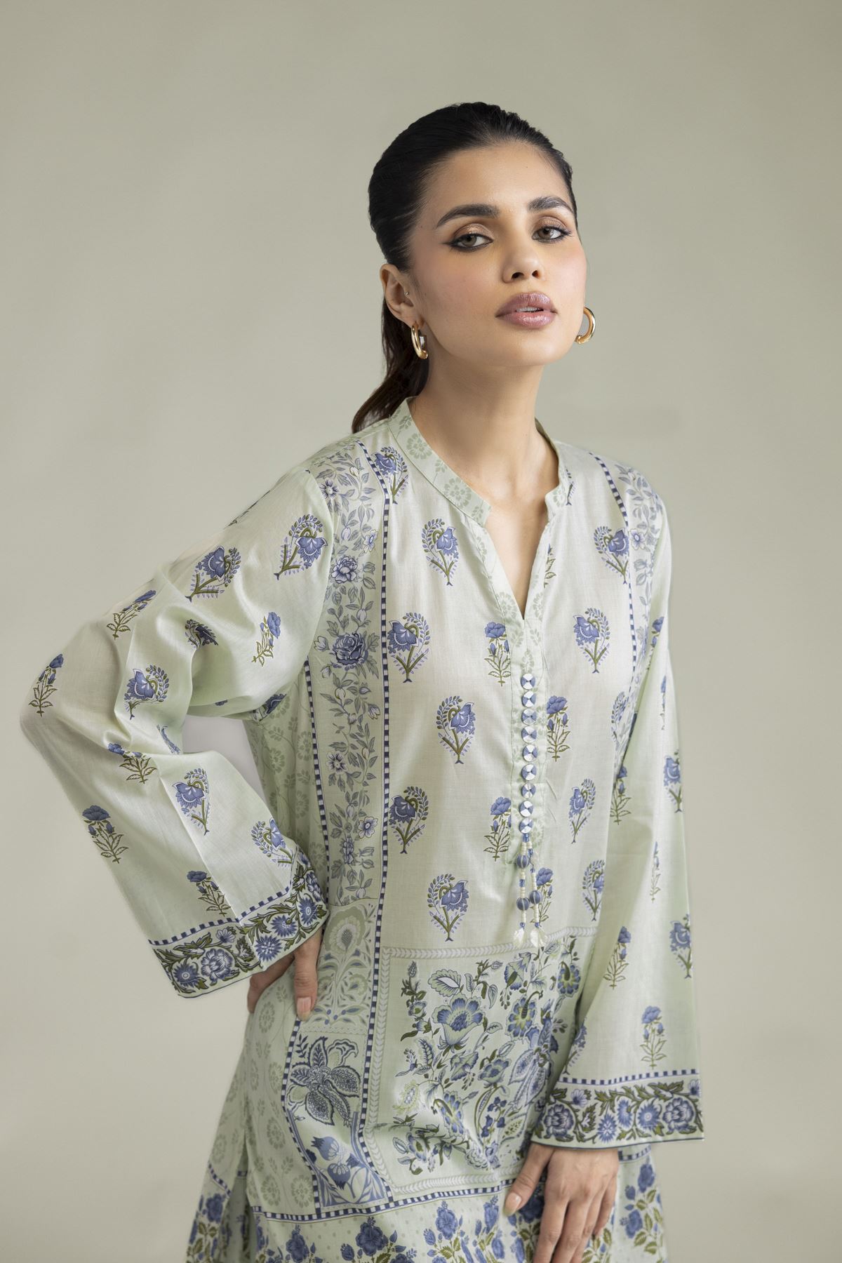 Embroidered Lawn Lawn Tailored 3-Piece - 8-26-303-A-C1-VG