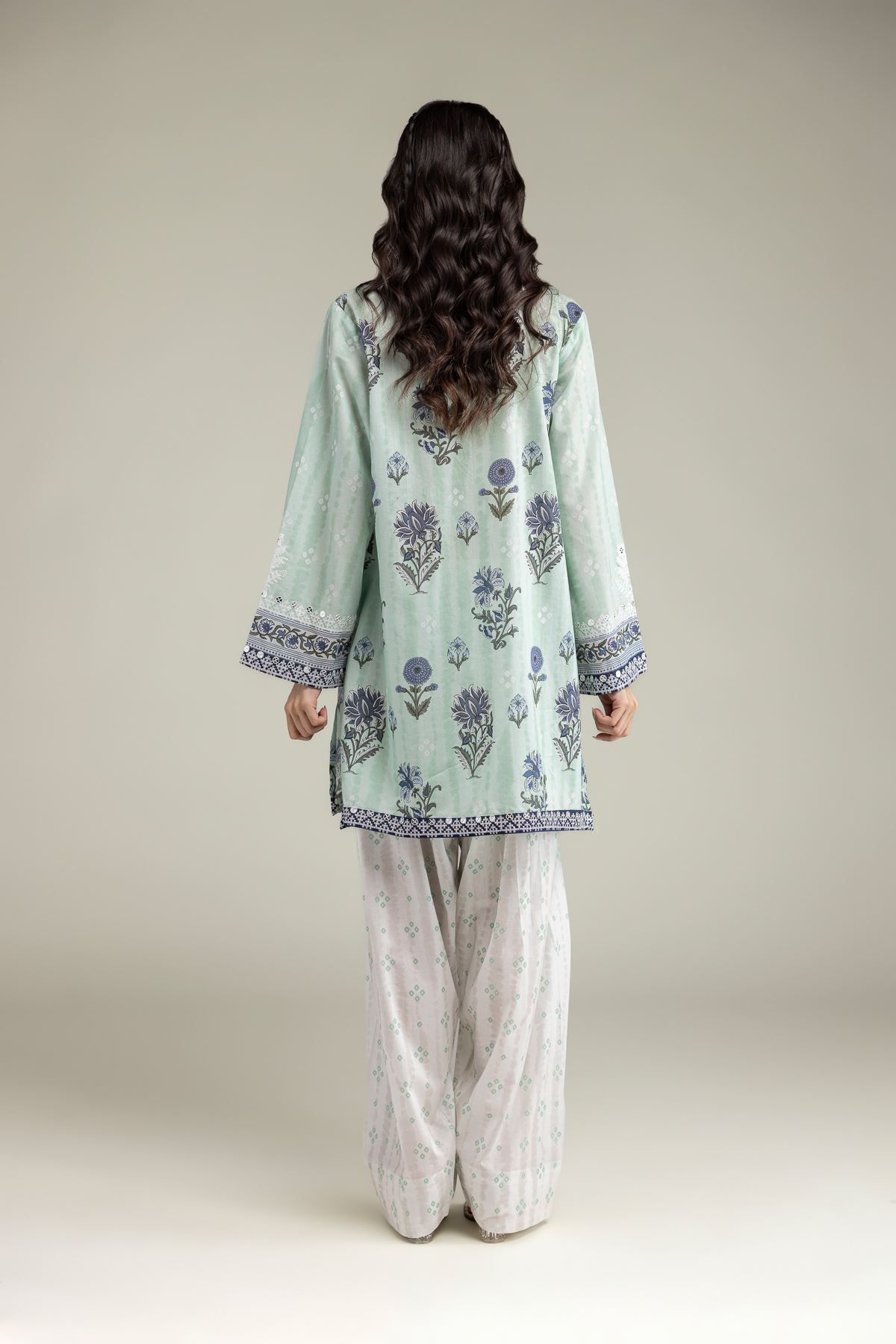 Embroidered Lawn Tailored 2-Piece Lawn - 1-26-102-A-F-VG