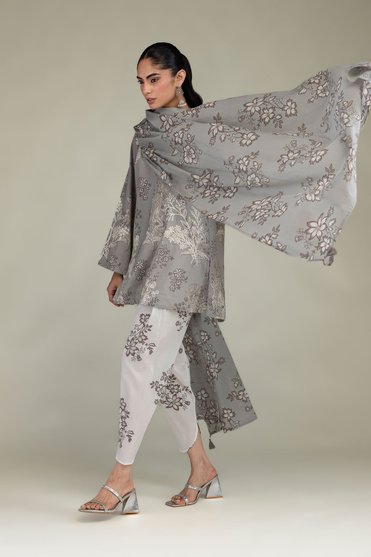 Embroidered Lawn Floral Lawn Dupatta - 1-26-102-A-F-VG
