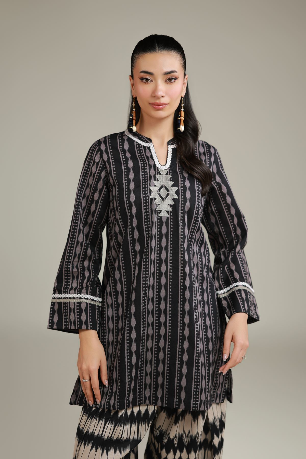 Embroidered Cotton Dobby Short Cotton Kurta - 1-26-132-A-A-VG