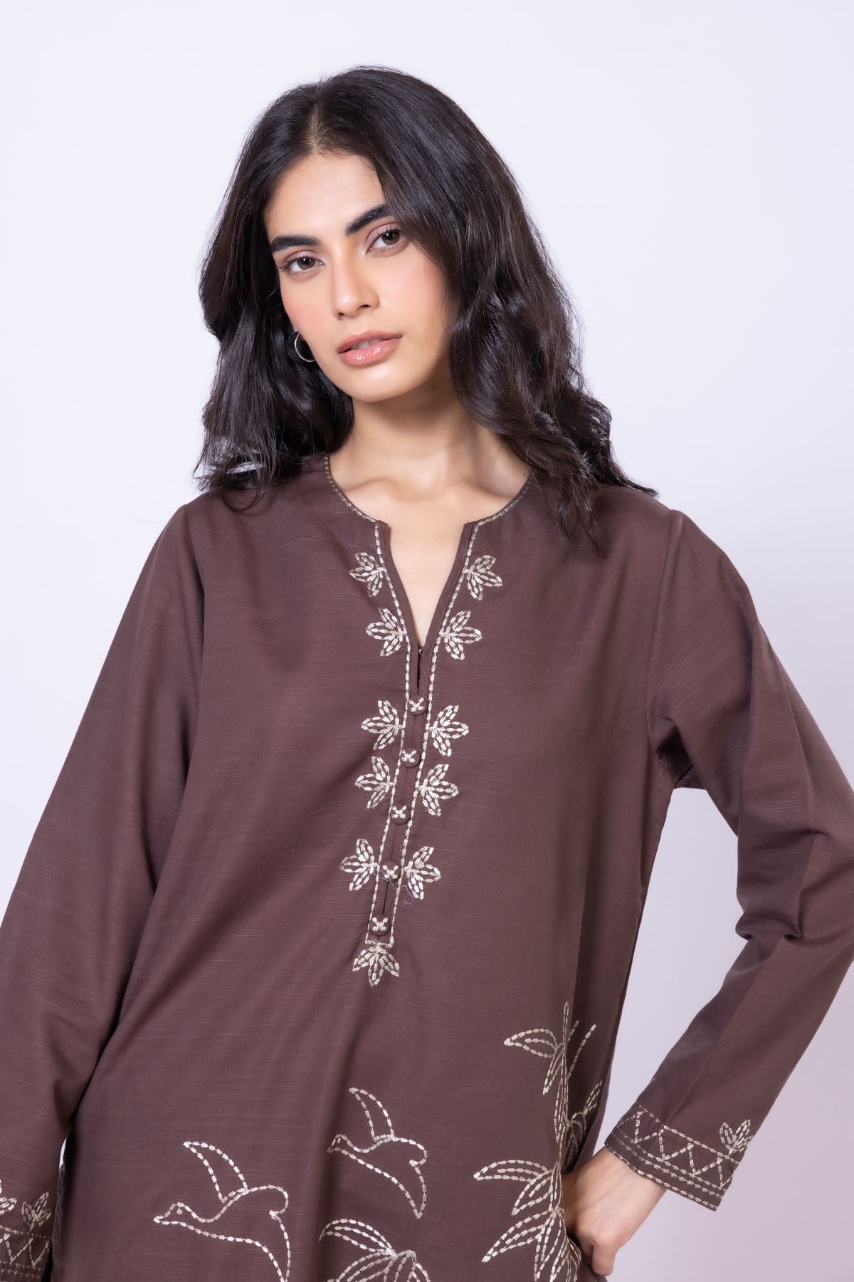 Embroidered Khaddar Kurta - 25-09-10E4-10TB-VG