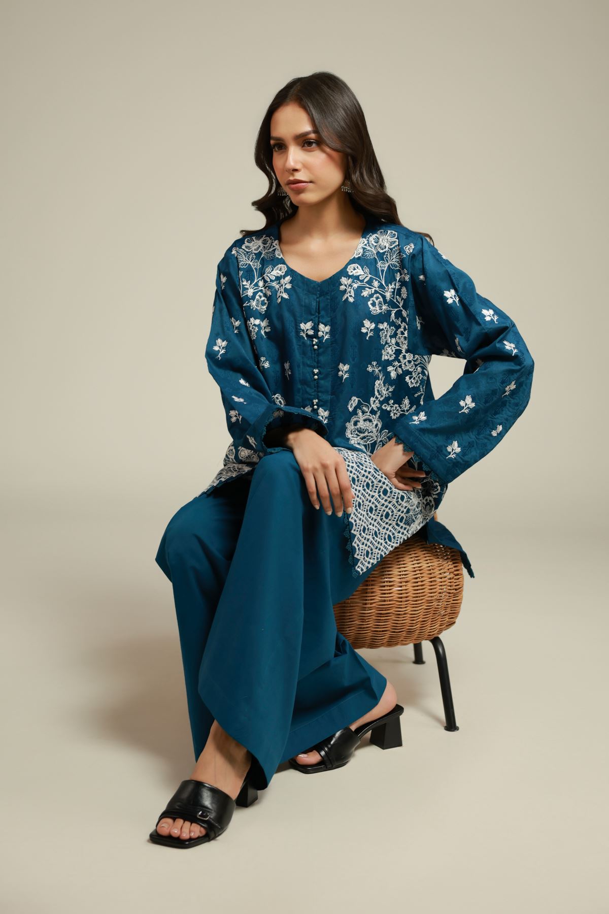 Embroidered Broshia Fabrics 2 Piece - A112-26-117EA2-VG