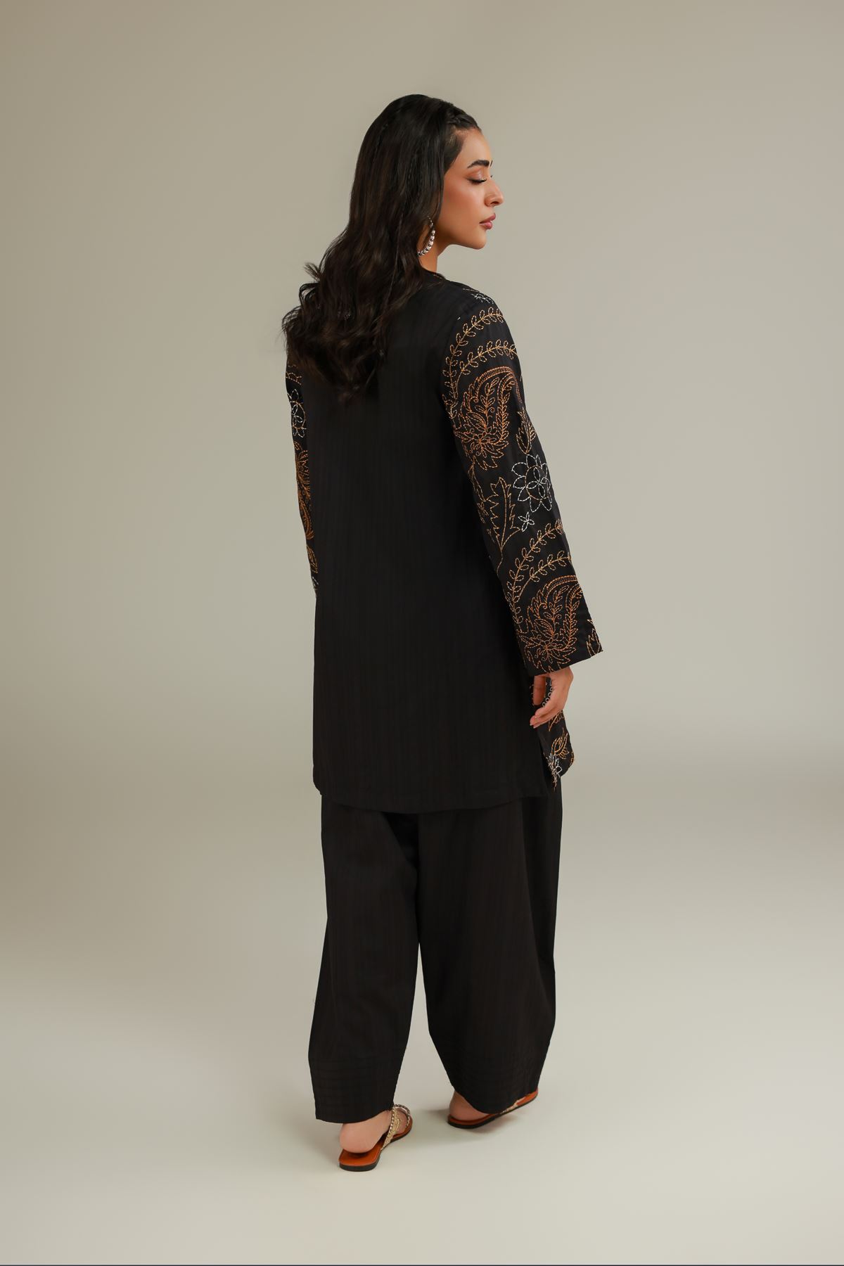 Embroidered Cotton Dobby Short Black Kurta - 1-26-137-A-B-VG