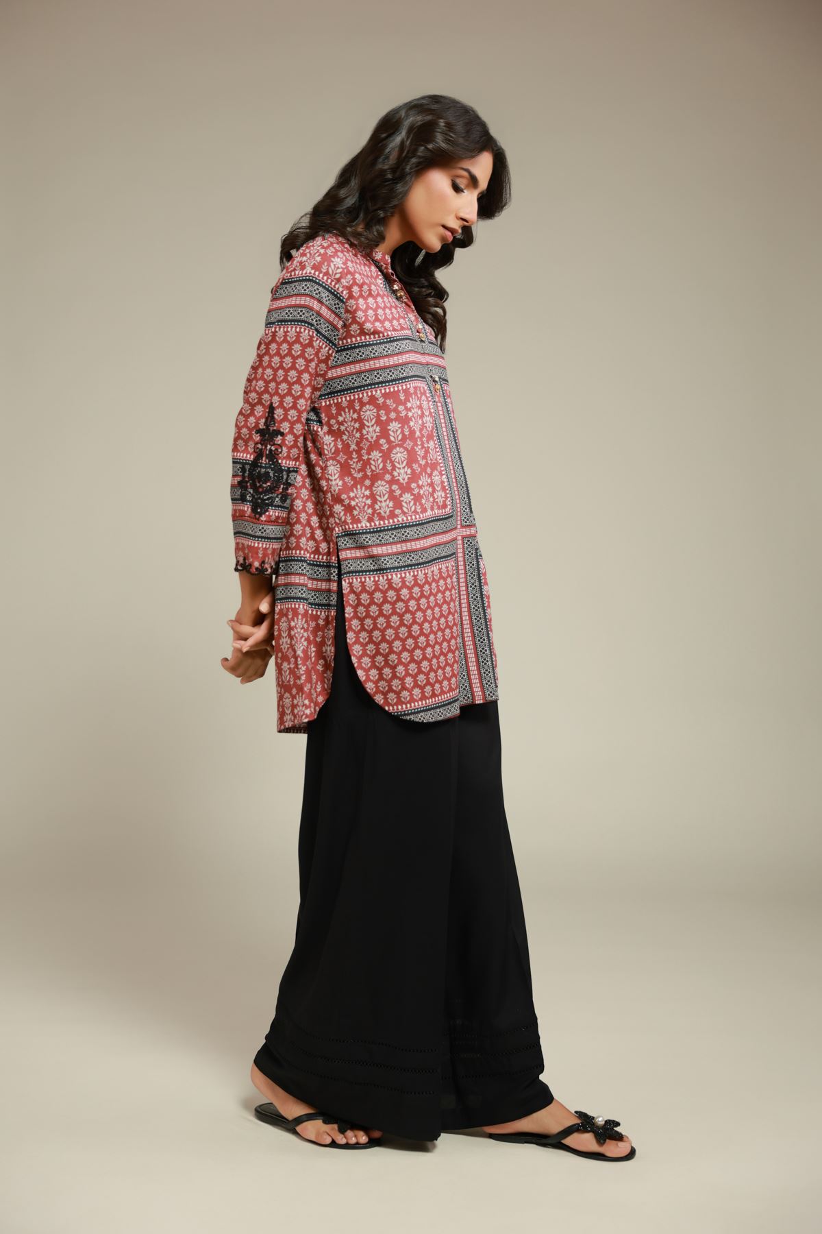 Embroidered Viscose Kurta - 1-26-101-A-C-VG