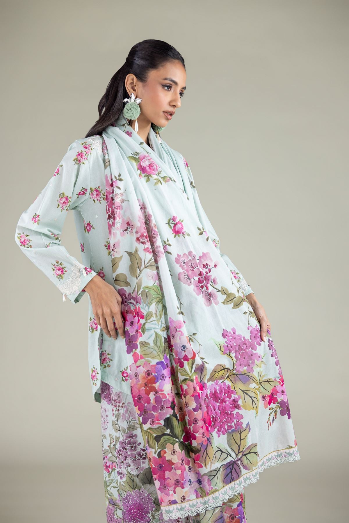 Embroidered Lawn Floral Lace Dupatta - 1-26-117-A-C-VG