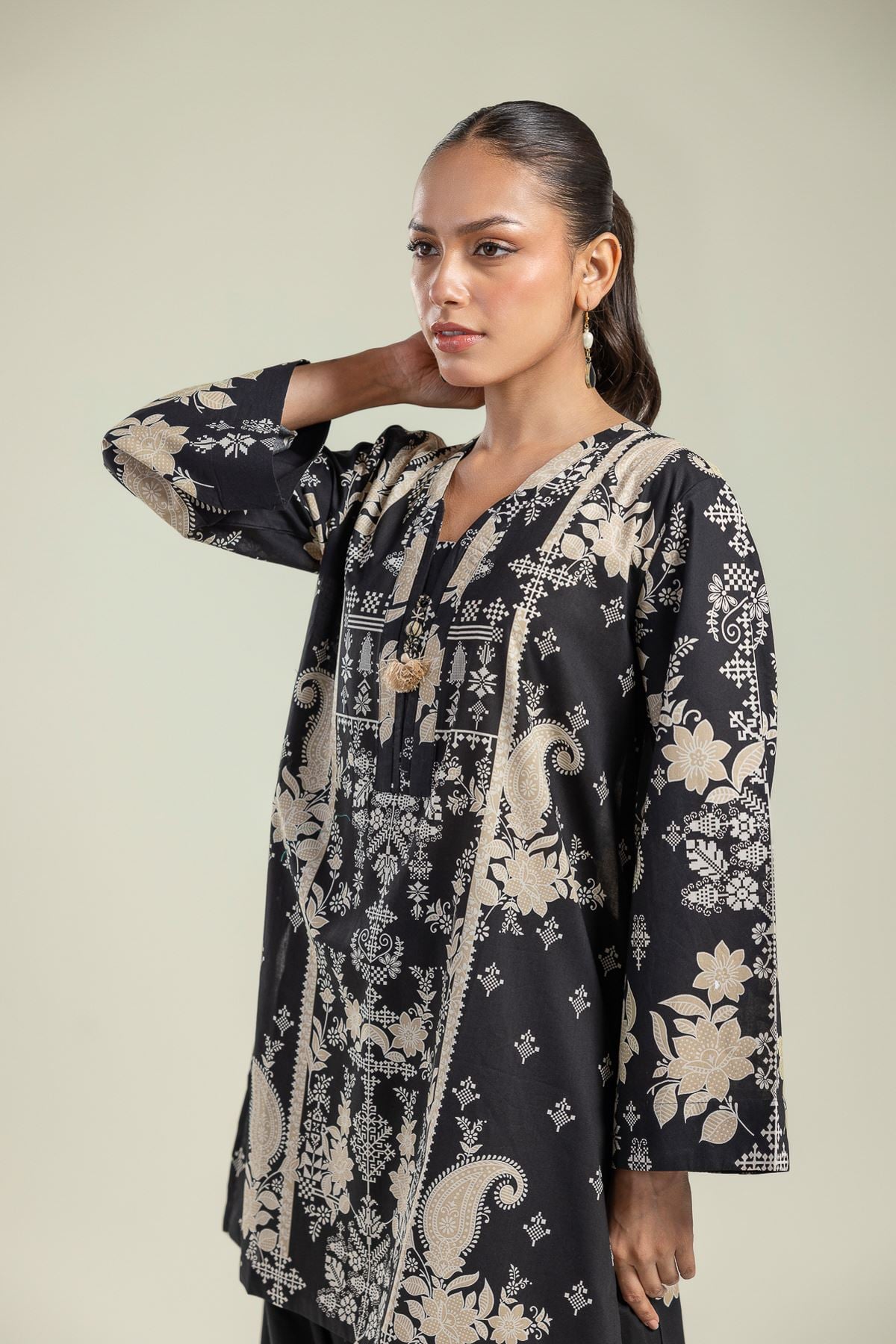 Printed Cambric Floral Black Kurta - 1-26-208-A-E1-VG