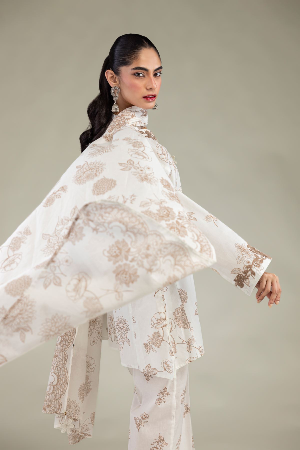 Embroidered Lawn Floral Lawn Dupatta - 1-26-102-A-F-VG
