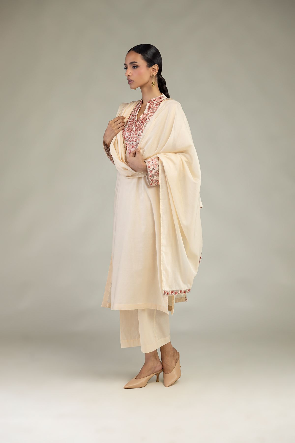 Embroidered Lawn Floral Lawn Dupatta - 1-26-325-C-A1-VG