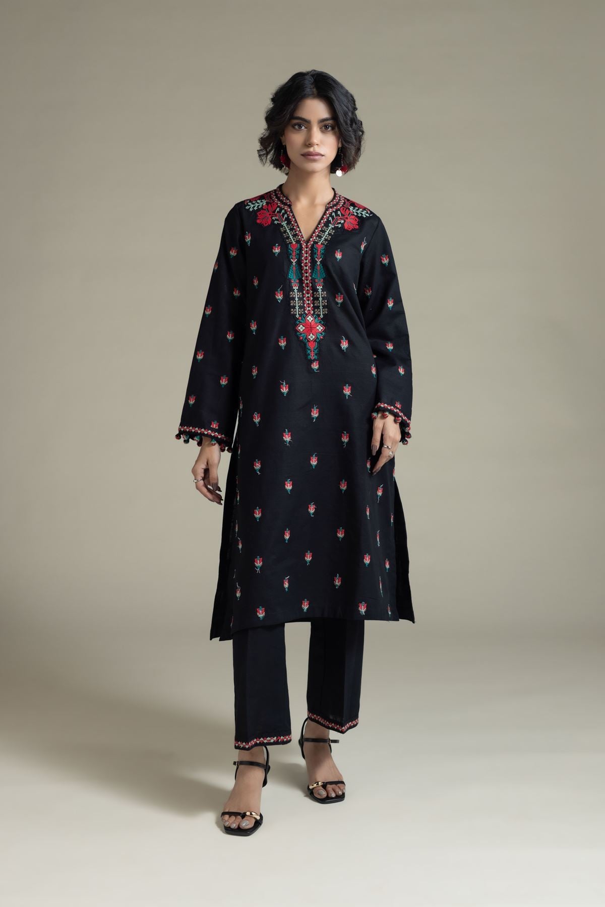 Embroidered Khaddar Pants - 25-06-6E8-01TB-VG