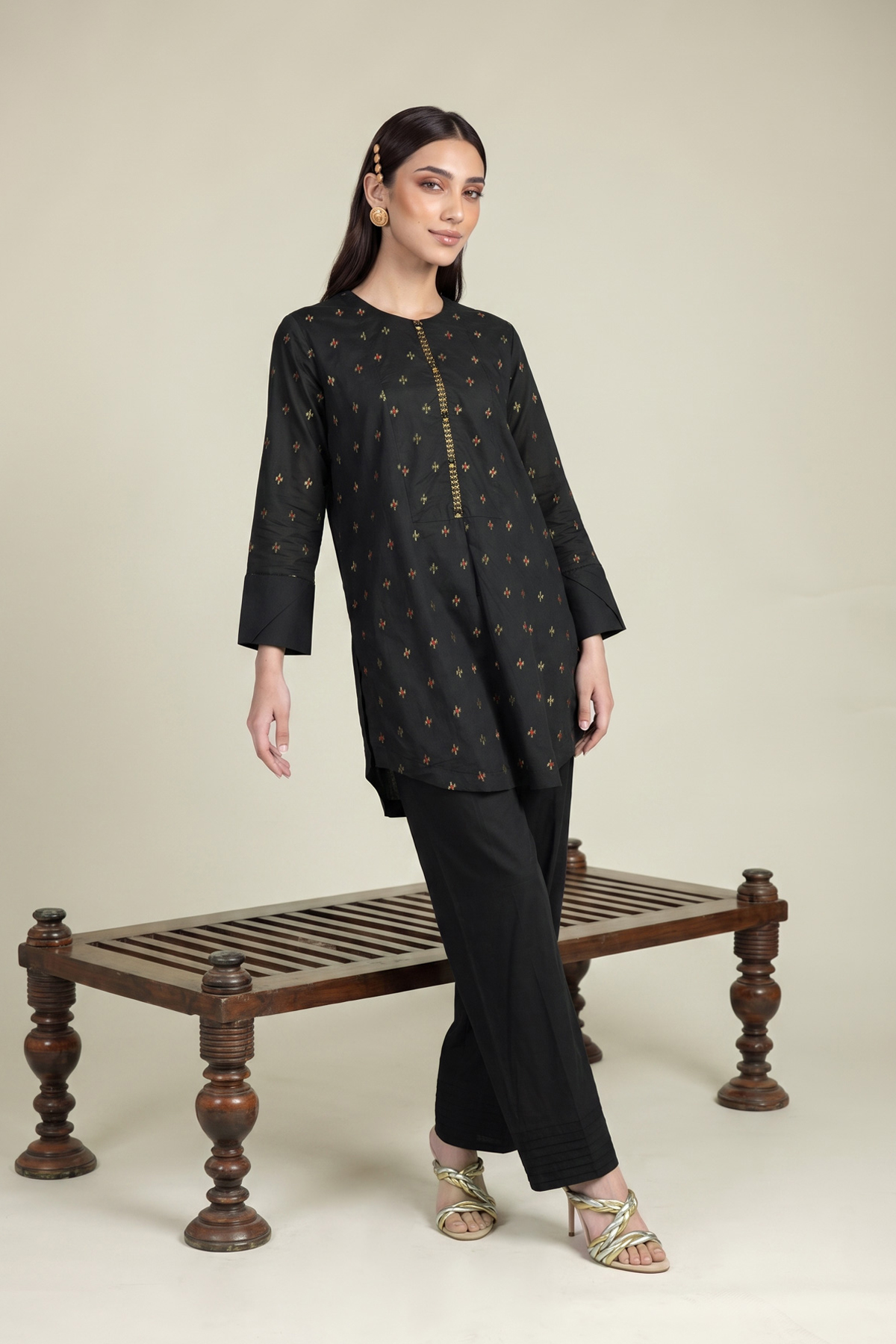 Embroidered Cambric Black Cambric Shalwar - 1-26-102-A-F-VG