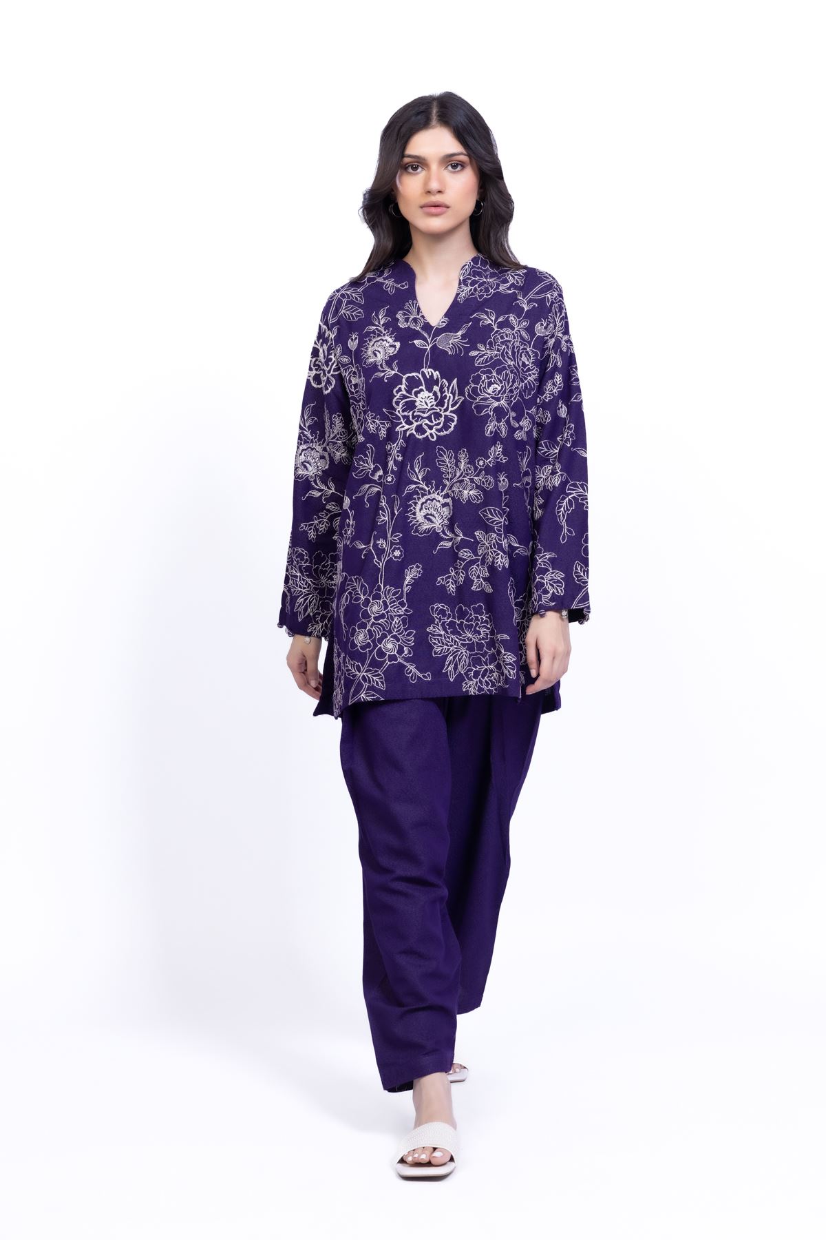 Embroidered Karandi Kurta - 25-10-11E8-11TB-VG