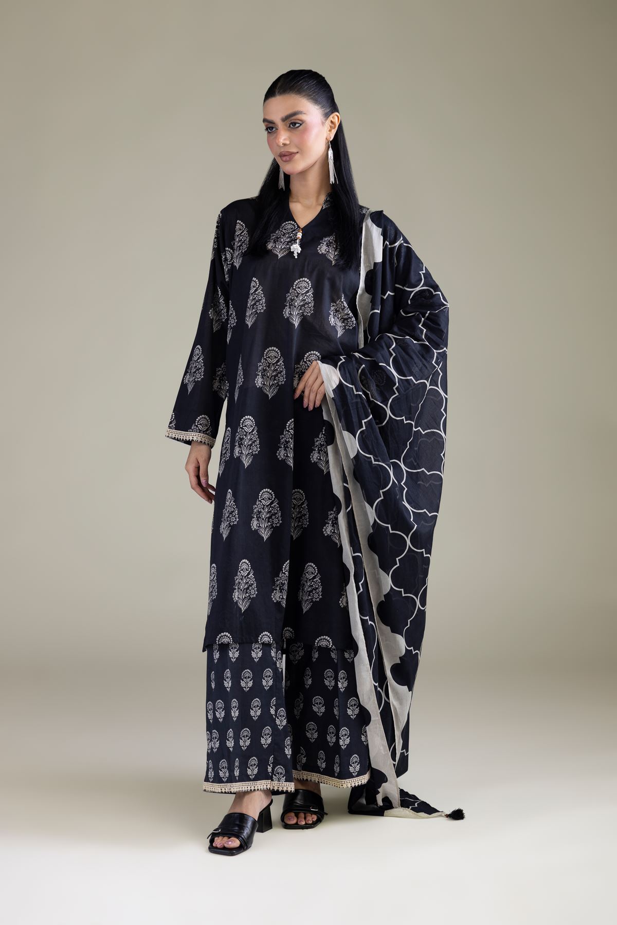 Embroidered Cambric Cambric 3-Piece Tailored - T-A22-26-224FD1-VG