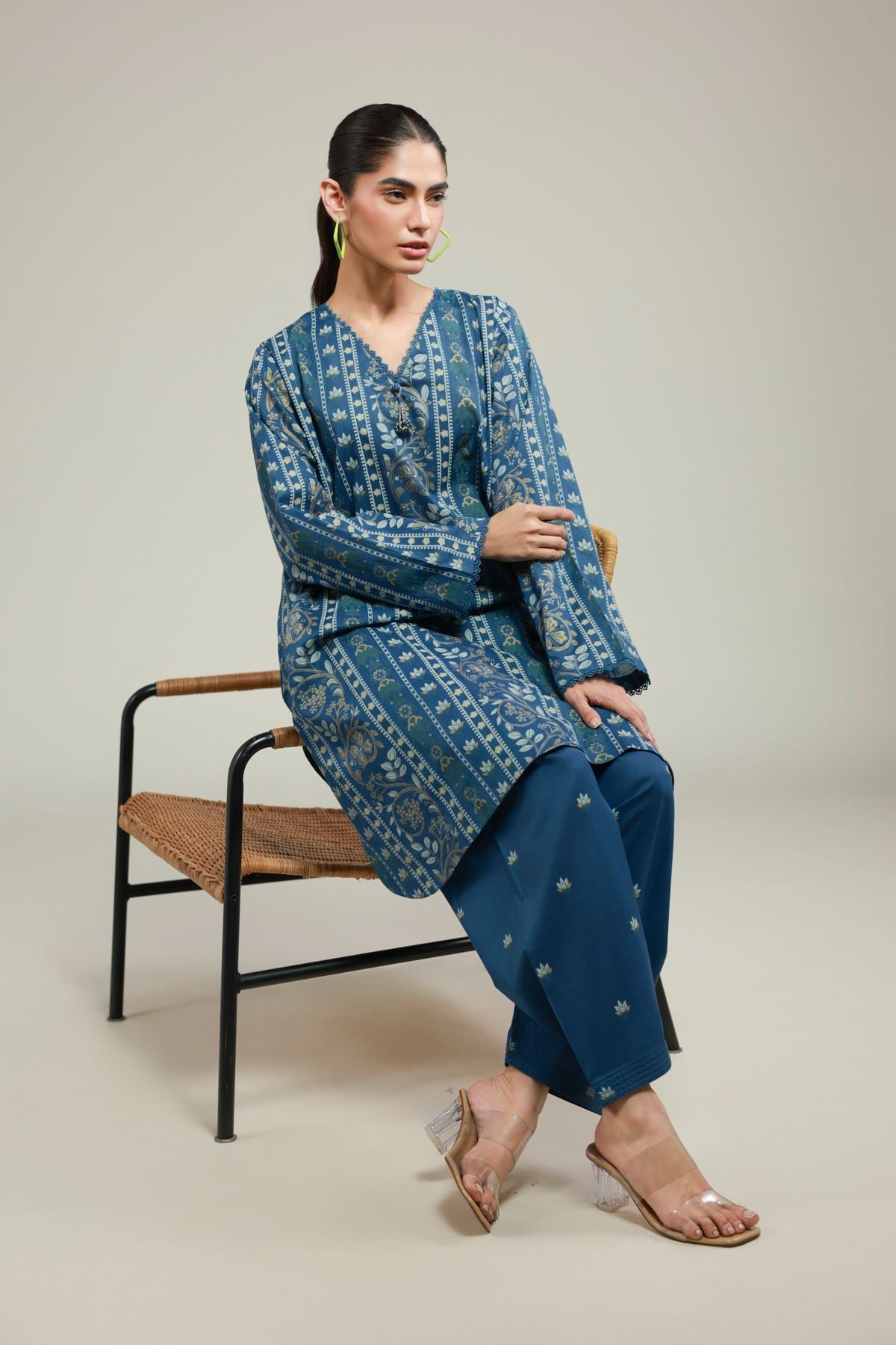 Printed Lawn Tailored 2 Piece | Top and Bottom - T-A113-26-110EB1-VG