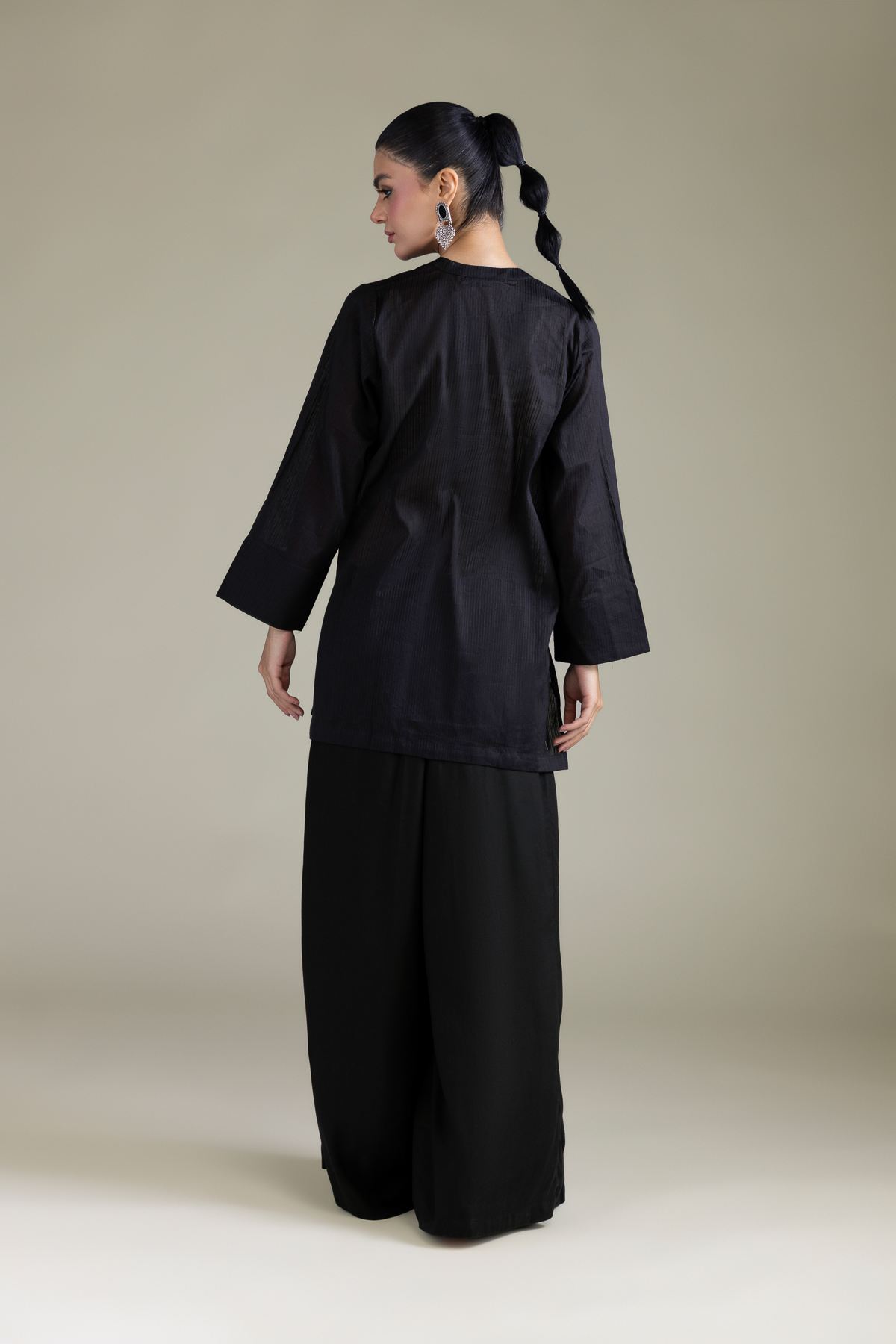 Dyed Cotton Dobby Short Black Kurta - 8-26-209-A-D1-VG