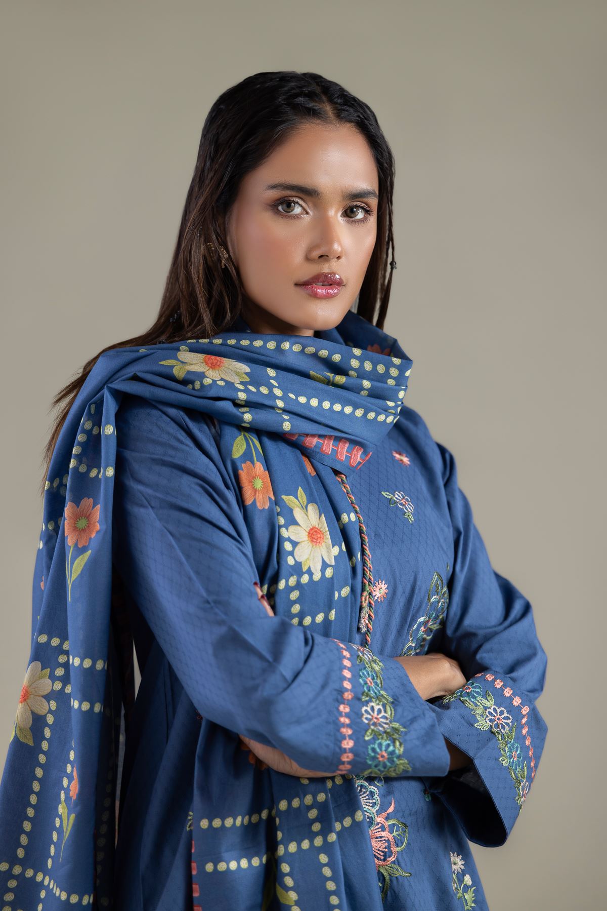 Embroidered Lawn Floral Geometric Dupatta - 1-26-114-A-E-VG