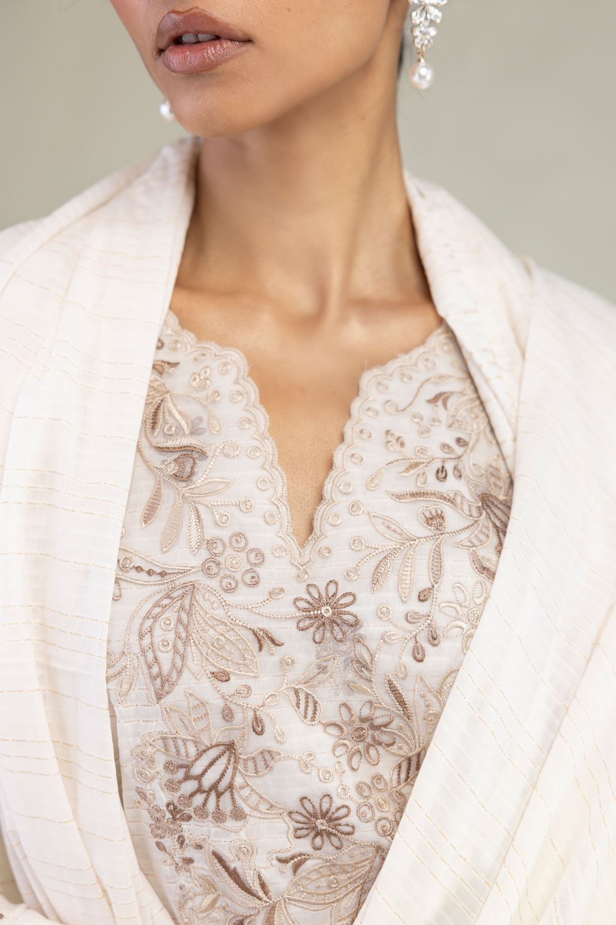 Embroidered Messuri Dobby White Tailored 3-Piece - 2-26-212-A-F1-VG