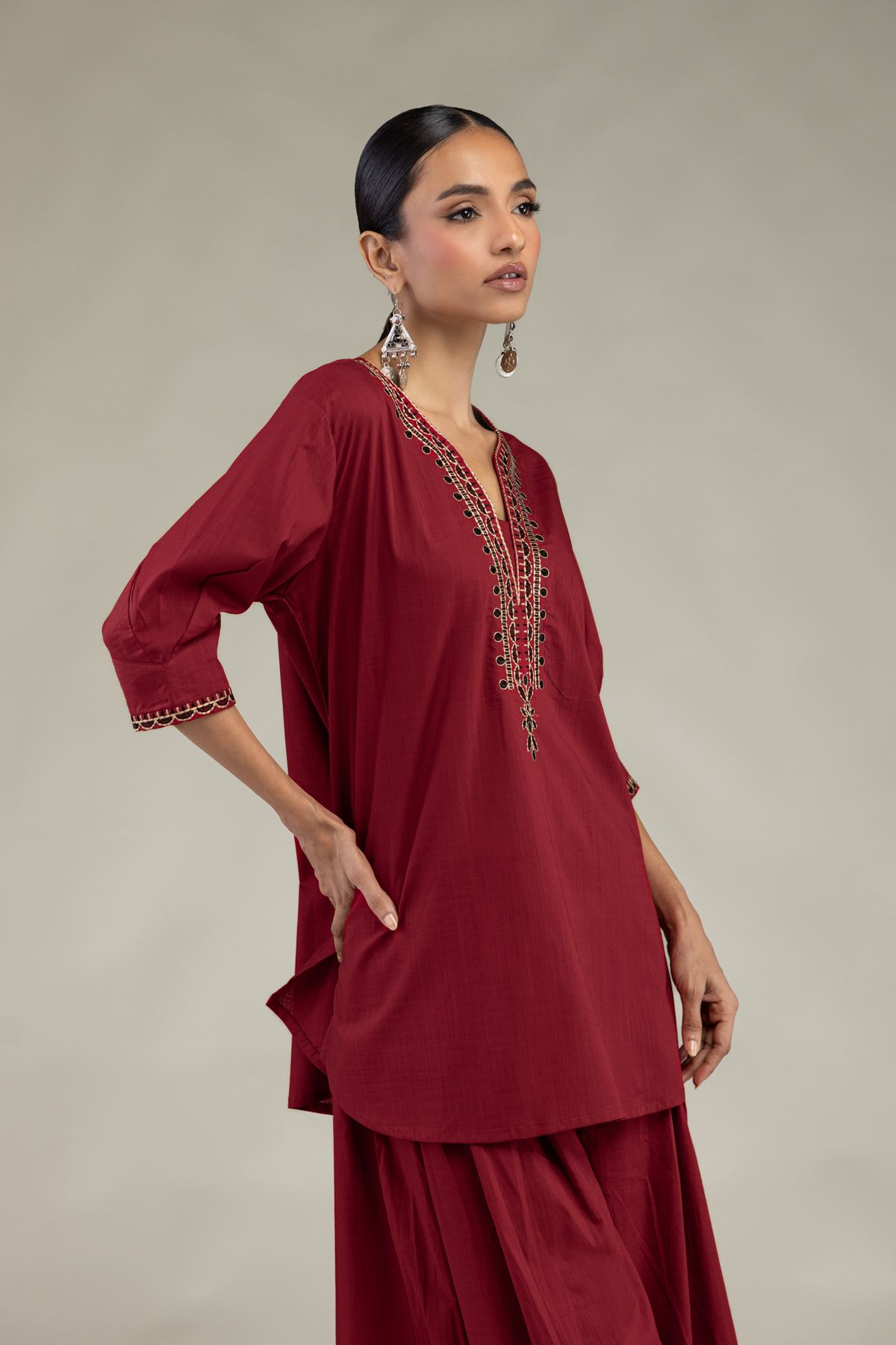 Textured Cotton Embroidered V-Neck Cotton Kurta - 1-26-226-A-I1-VG