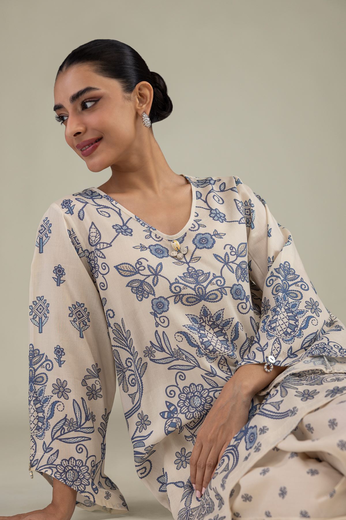 Printed Textured Weave Short Floral Kurta - 1-26-250-B-H1-VG