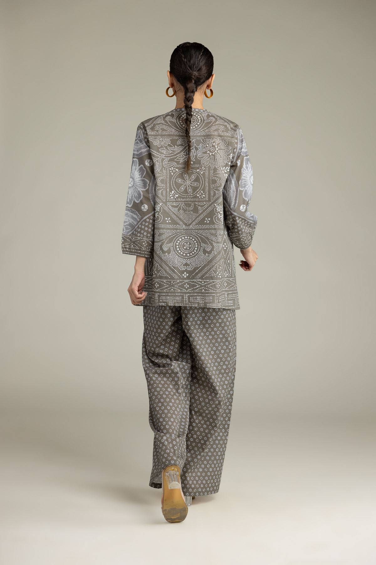 Printed Viscose Crepe Gray Viscose Blouse - 8-26-206-A-D1-VG